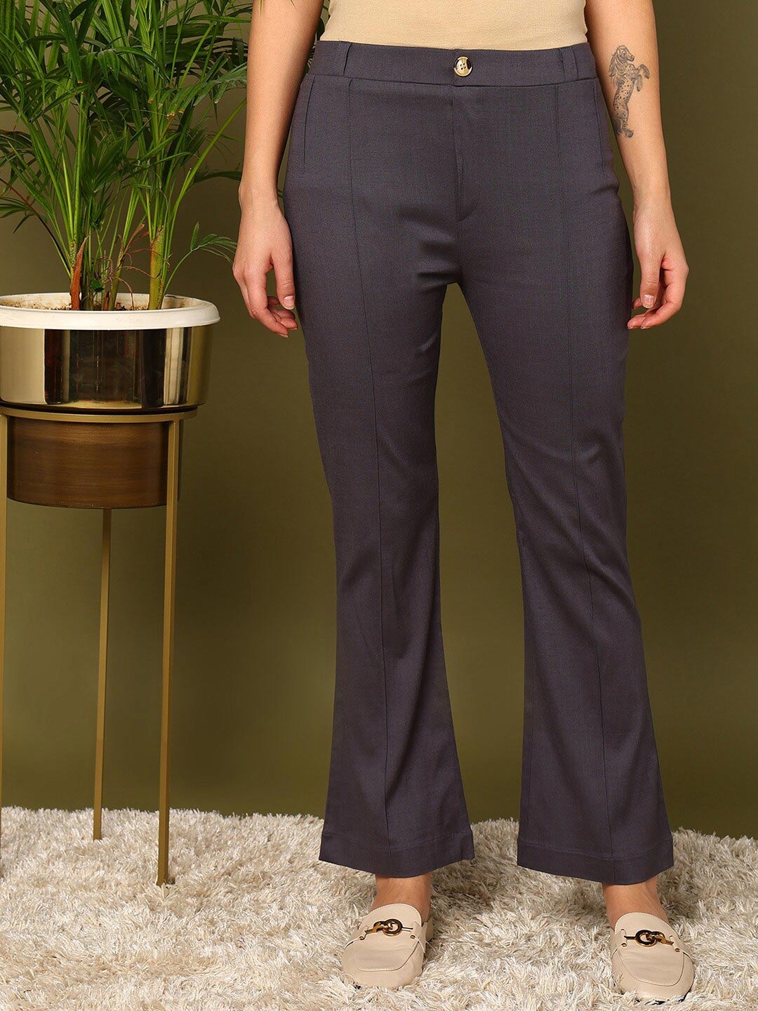 

mokshi Women Mid-Rise Pleated Bootcut Trousers, Grey