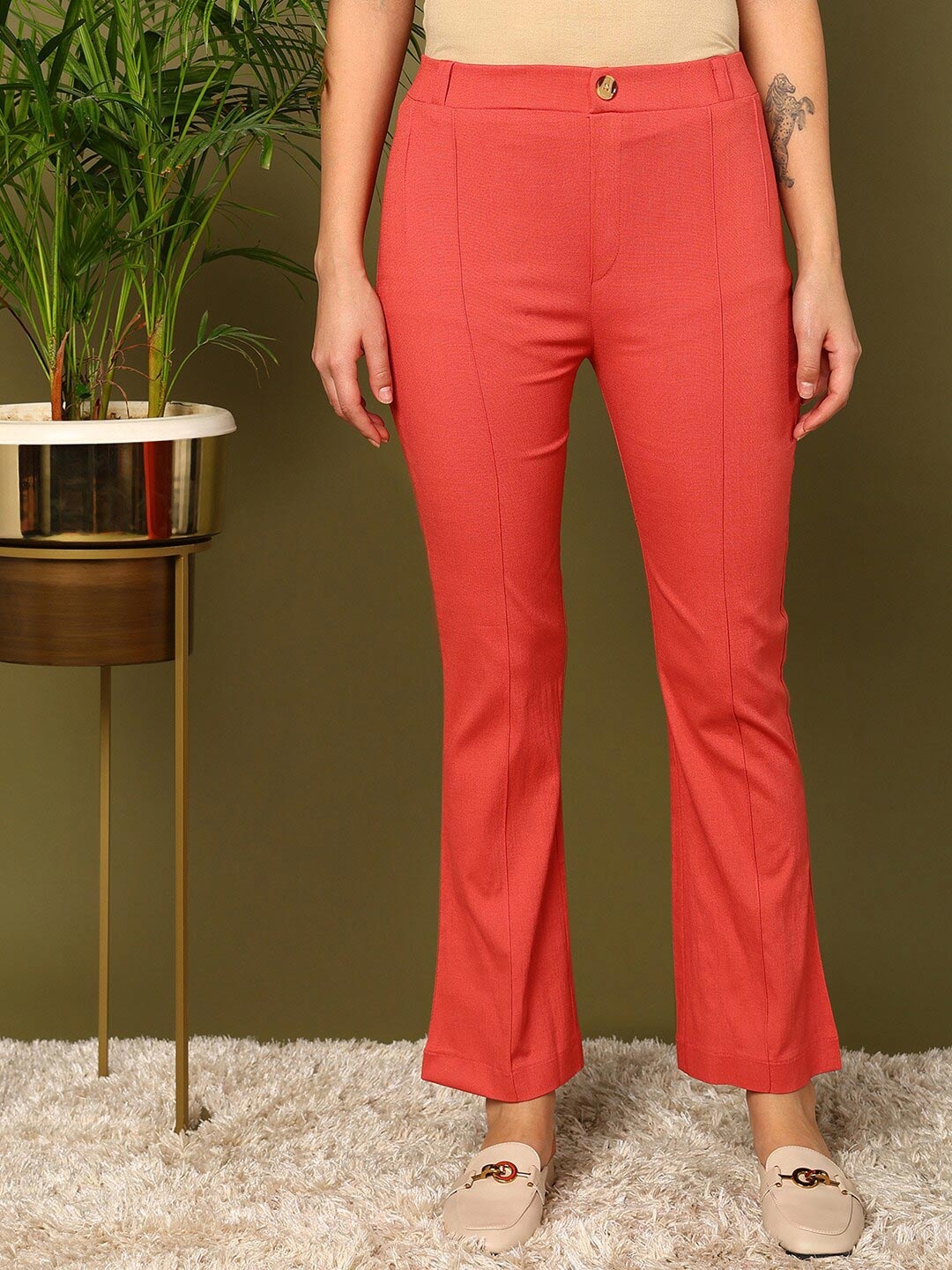 

mokshi Women Mid-Rise Pleated Bootcut Trousers, Rose