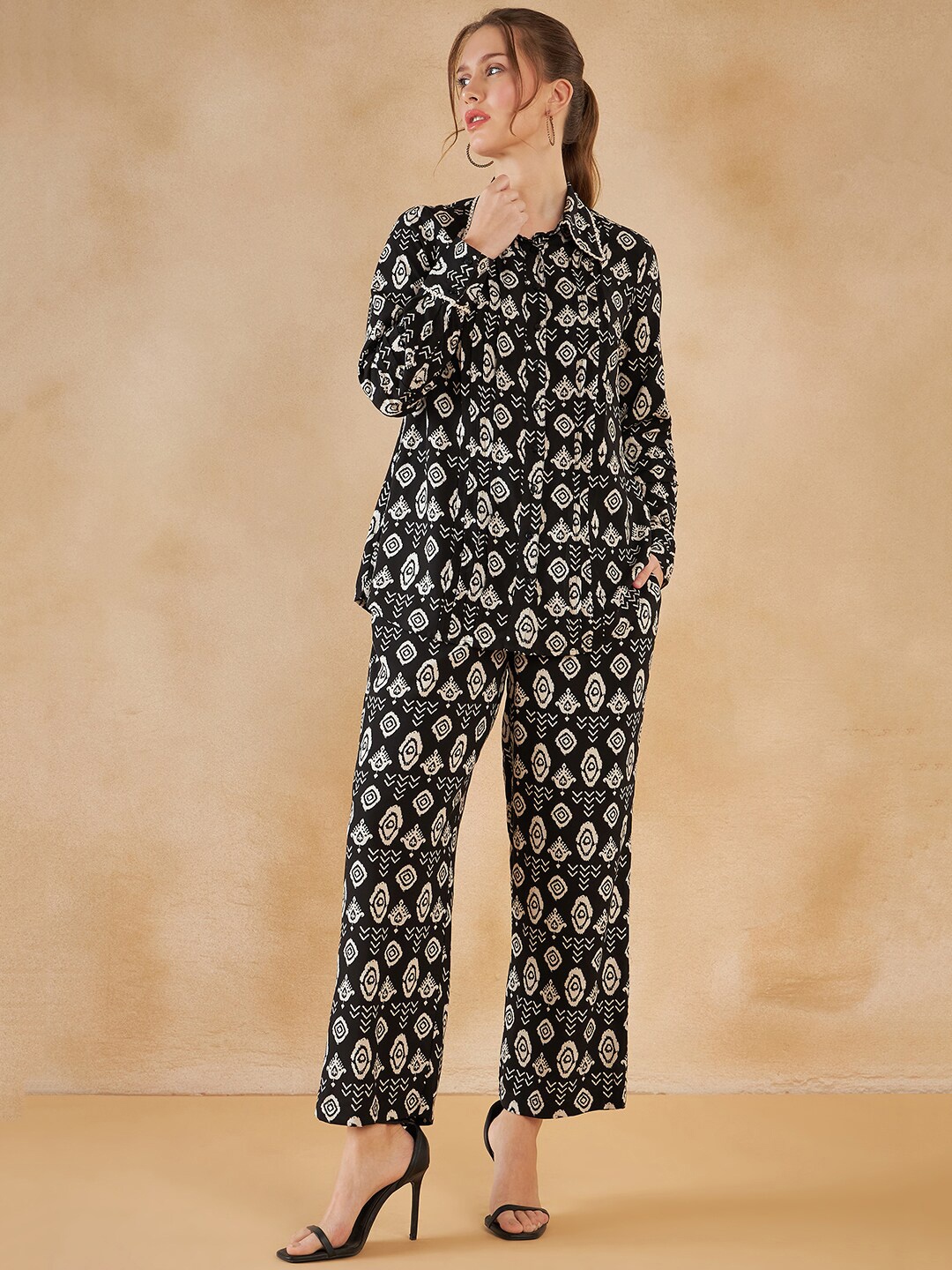 

Femella Printed Shirt & Trousers, Black