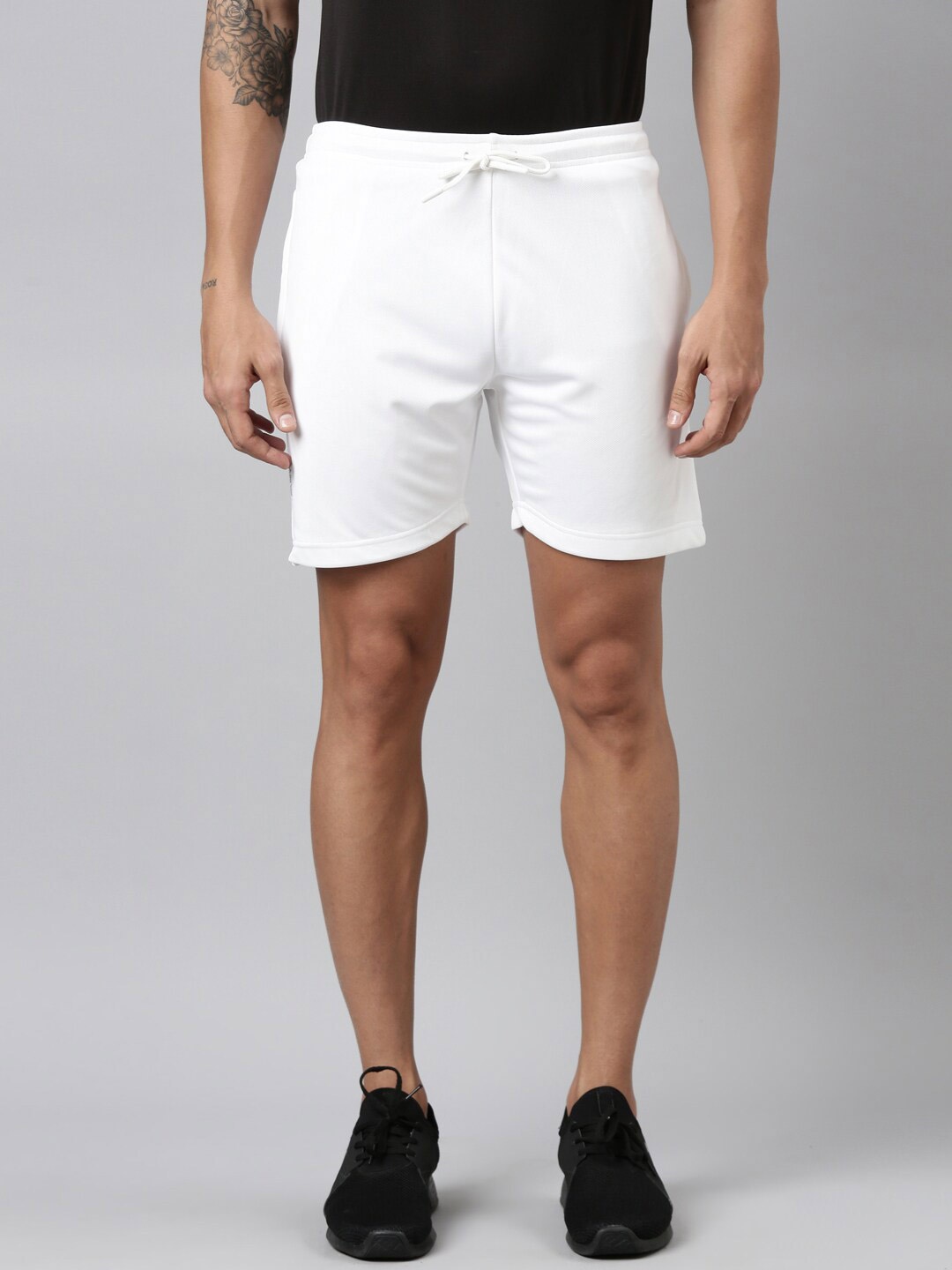 

DIXCY SCOTT Men Mid Rise Above Knee Sports Shorts, White