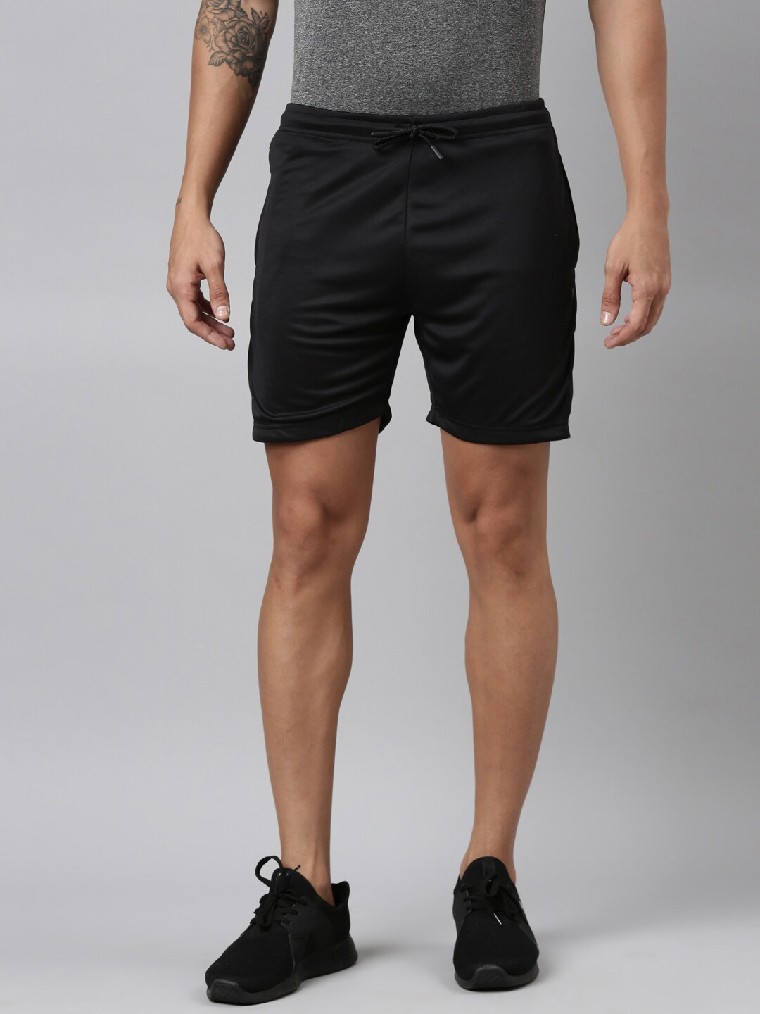 

DIXCY SCOTT Men High-Rise Regular Shorts, Black