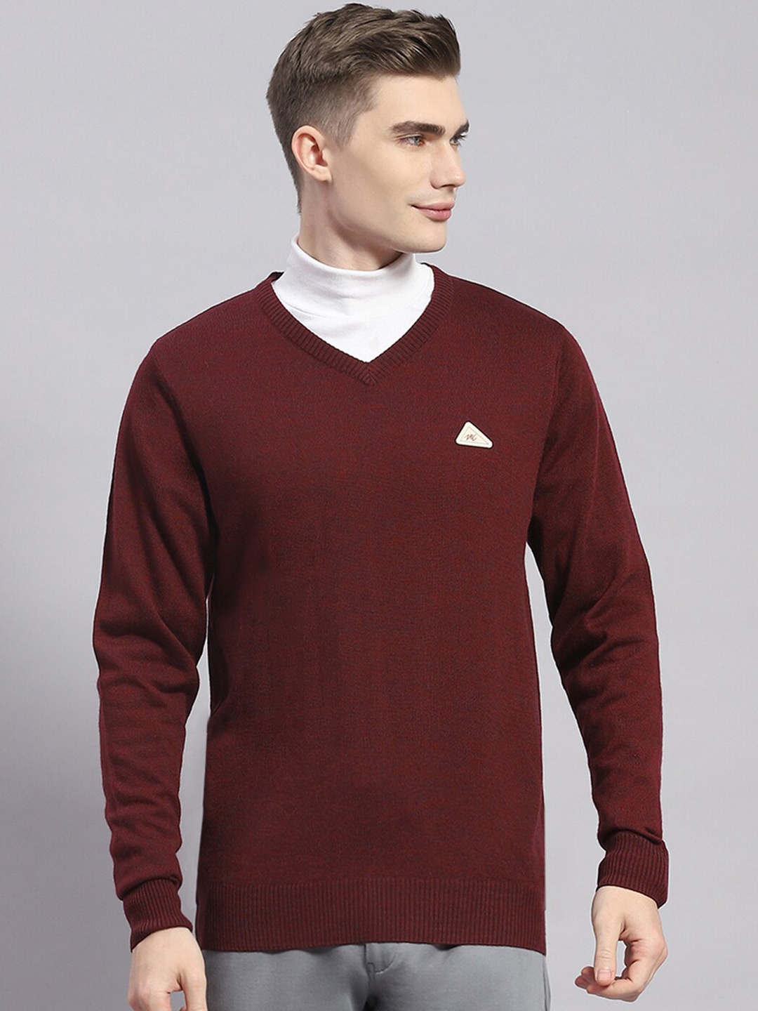 

Monte Carlo V-Neck Woollen Pullover, Maroon
