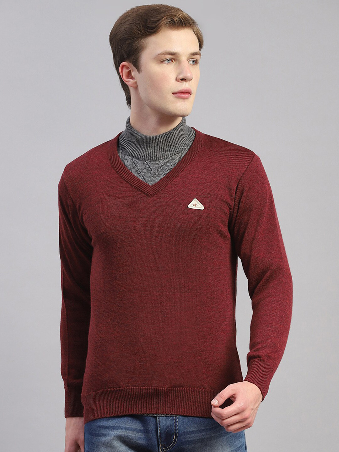 

Monte Carlo V-Neck Woollen Pullover, Maroon