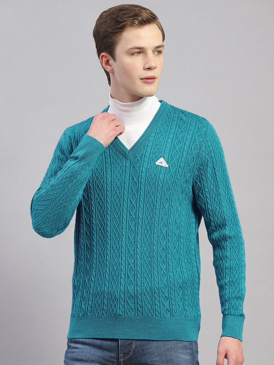 

Monte Carlo Cable Knit Self Design V-Neck Woollen Pullover, Sea green
