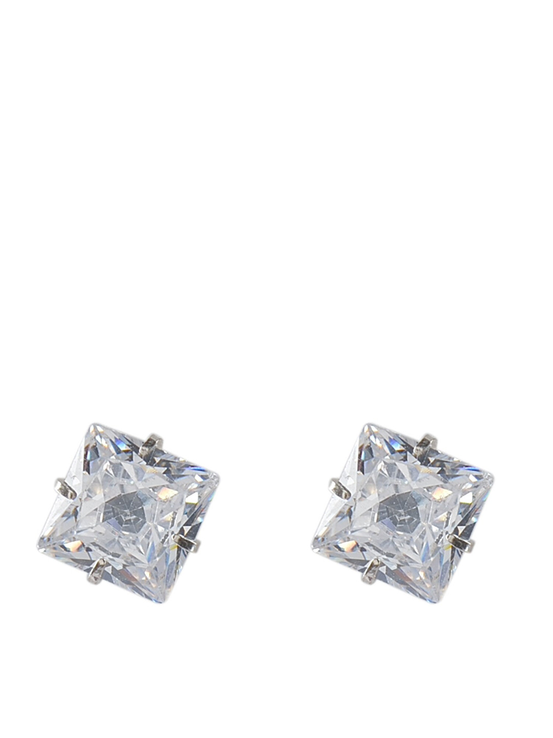 

Silverwala Silver Studs Earrings