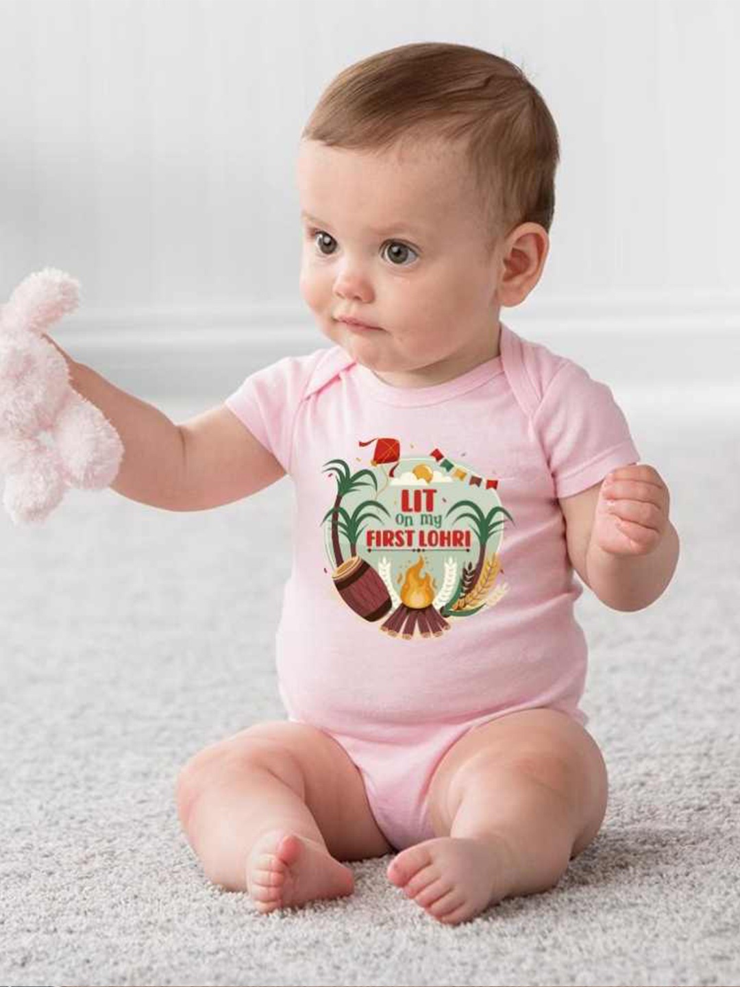 

KNITROOT Infants Lohri Printed Bodysuit, Pink