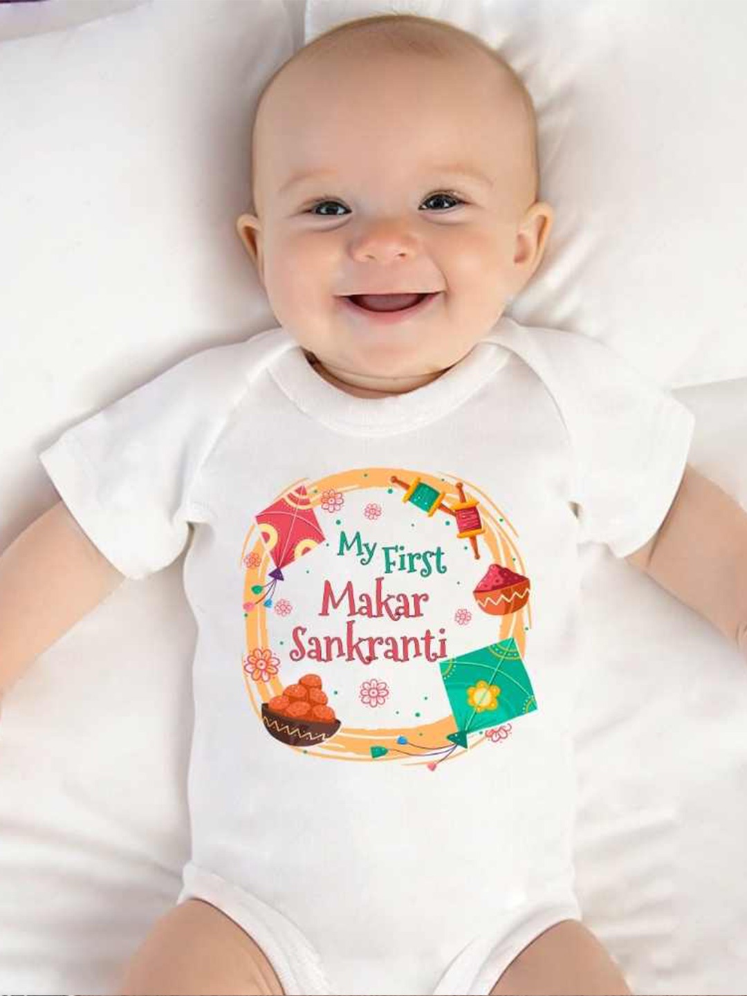 

KNITROOT Infants Kids Typography Printed Bodysuit, White