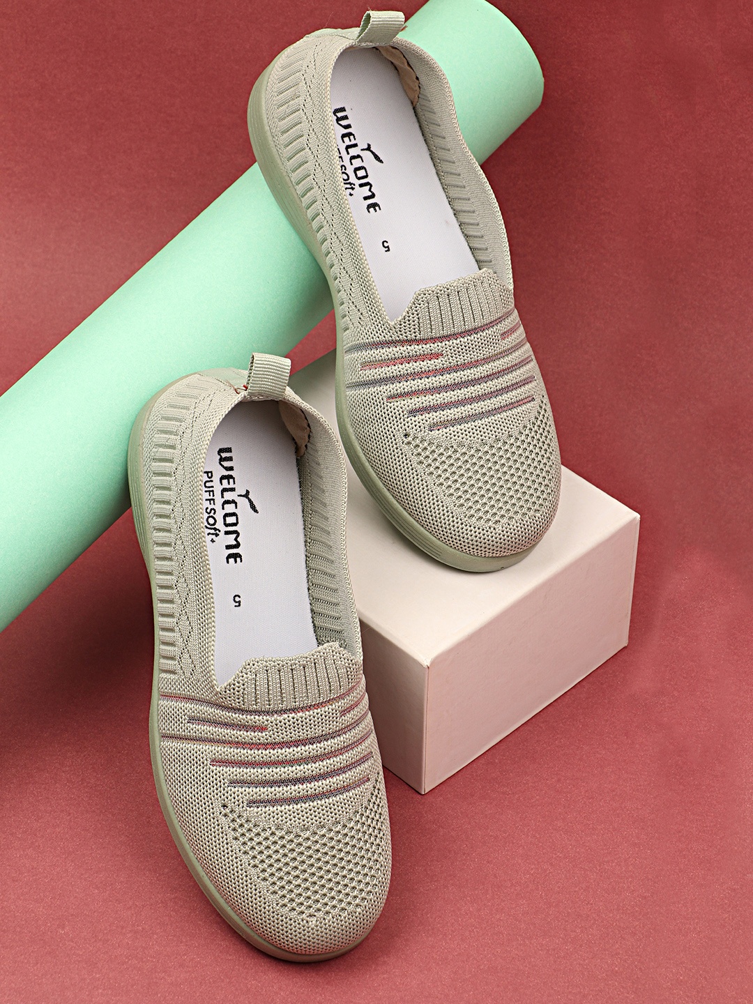 

WELCOME Women Textured Round Toe Mesh Slip-On Sneakers, Green