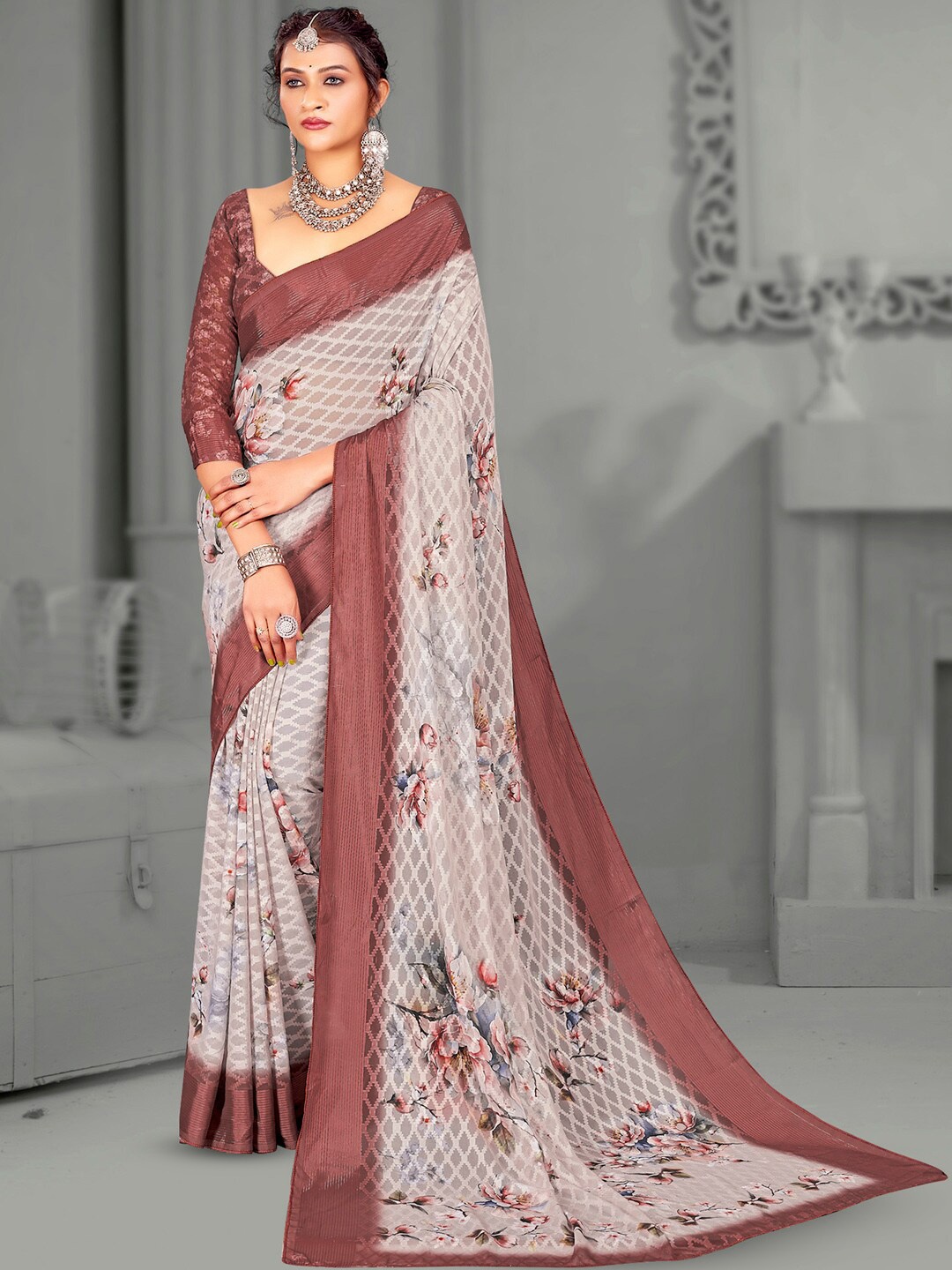 

Mitera Floral Printed Brasso Saree, Off white