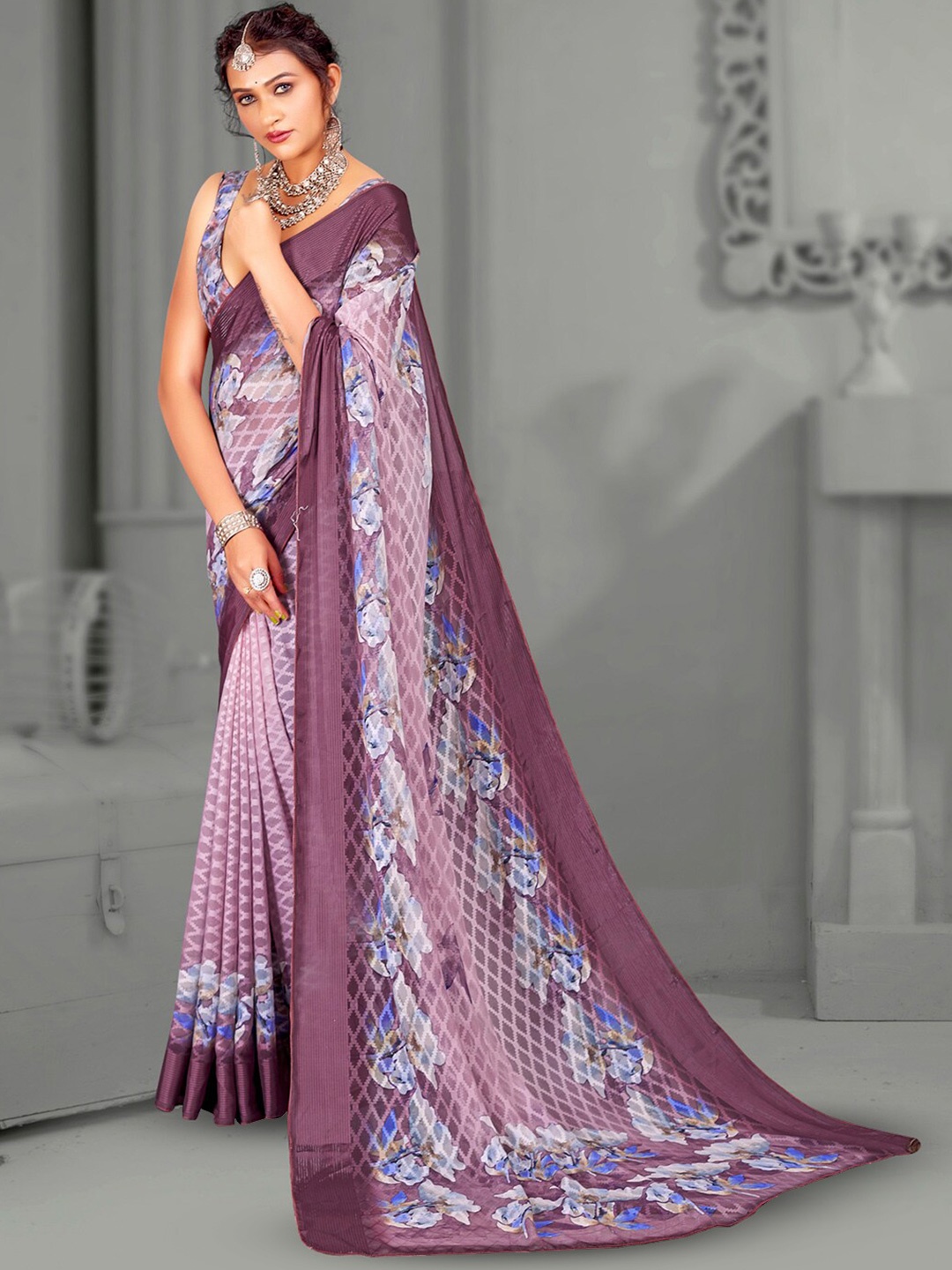 

Mitera Floral Printed Brasso Saree, Mauve