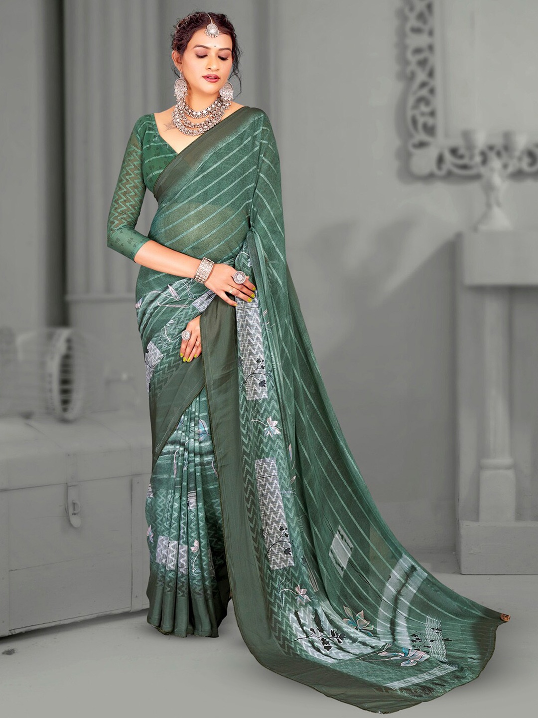 

Mitera Floral Printed Brasso Saree, Green