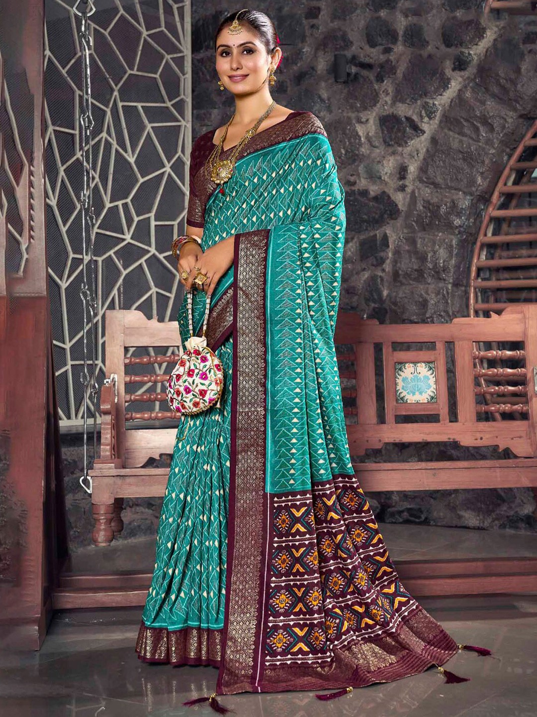 

Mitera Geometric Printed Woven Design Zari Banarasi Saree, Blue