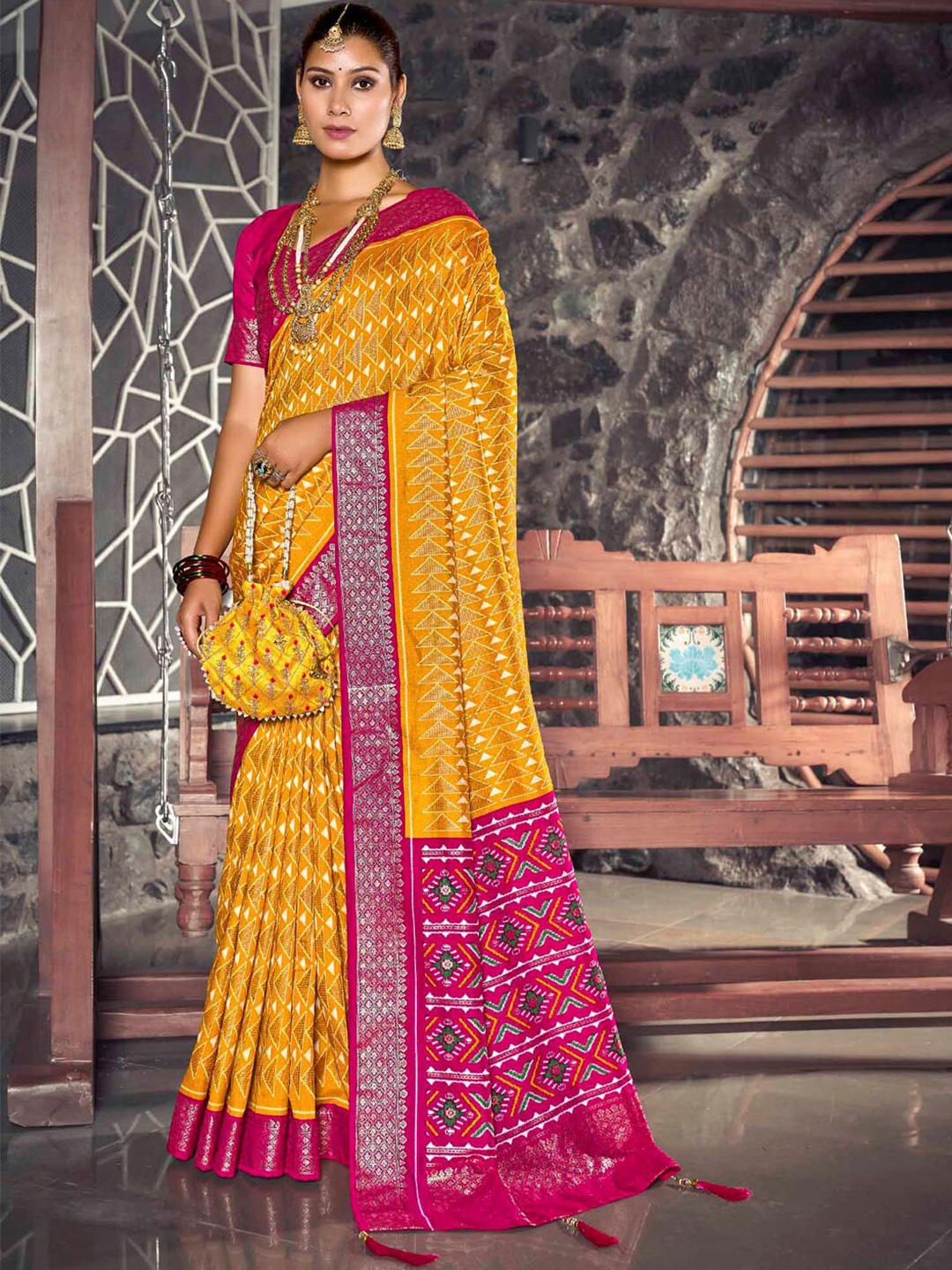 

Mitera Geometric Printed Woven Design Zari Banarasi Saree, Mustard