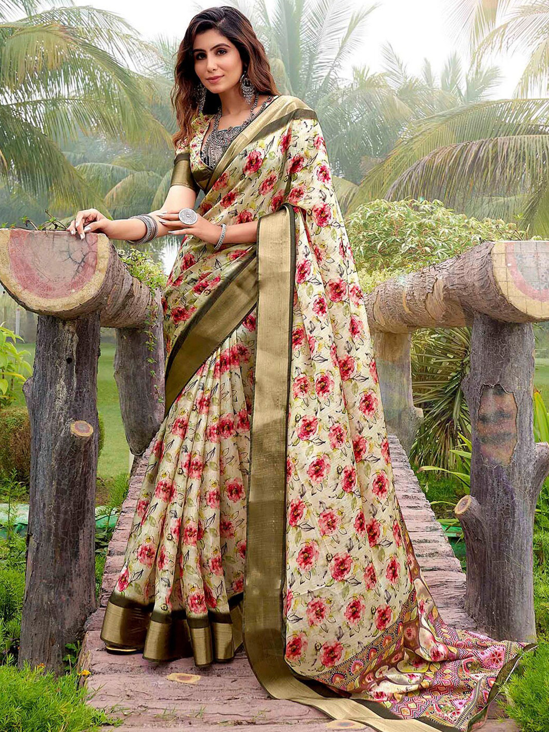 

Mitera Green & Pink Floral Printed Zari Tussar Silk Sungudi Saree