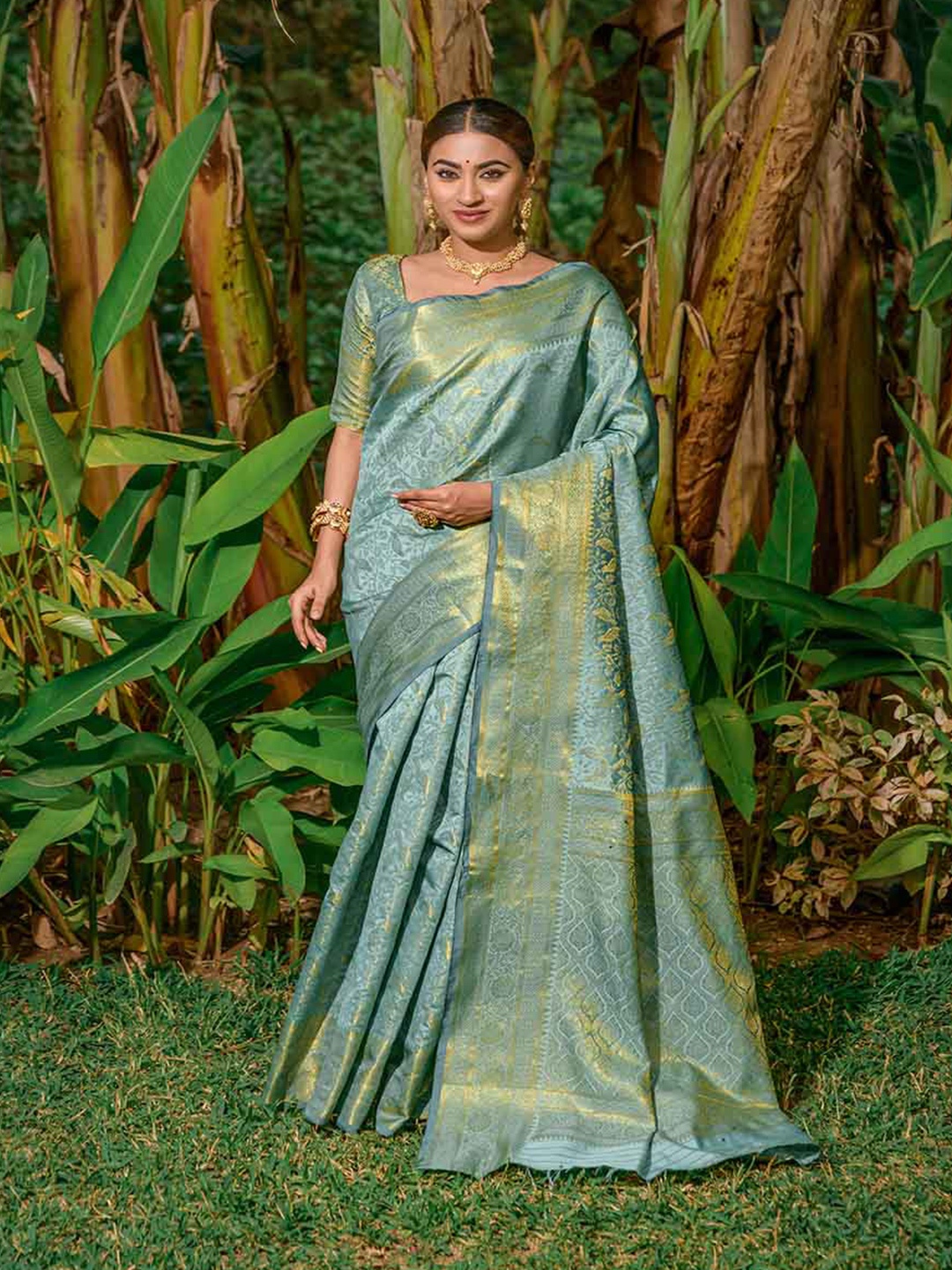 

Mitera Ethnic Motifs Art Silk Saree, Sea green