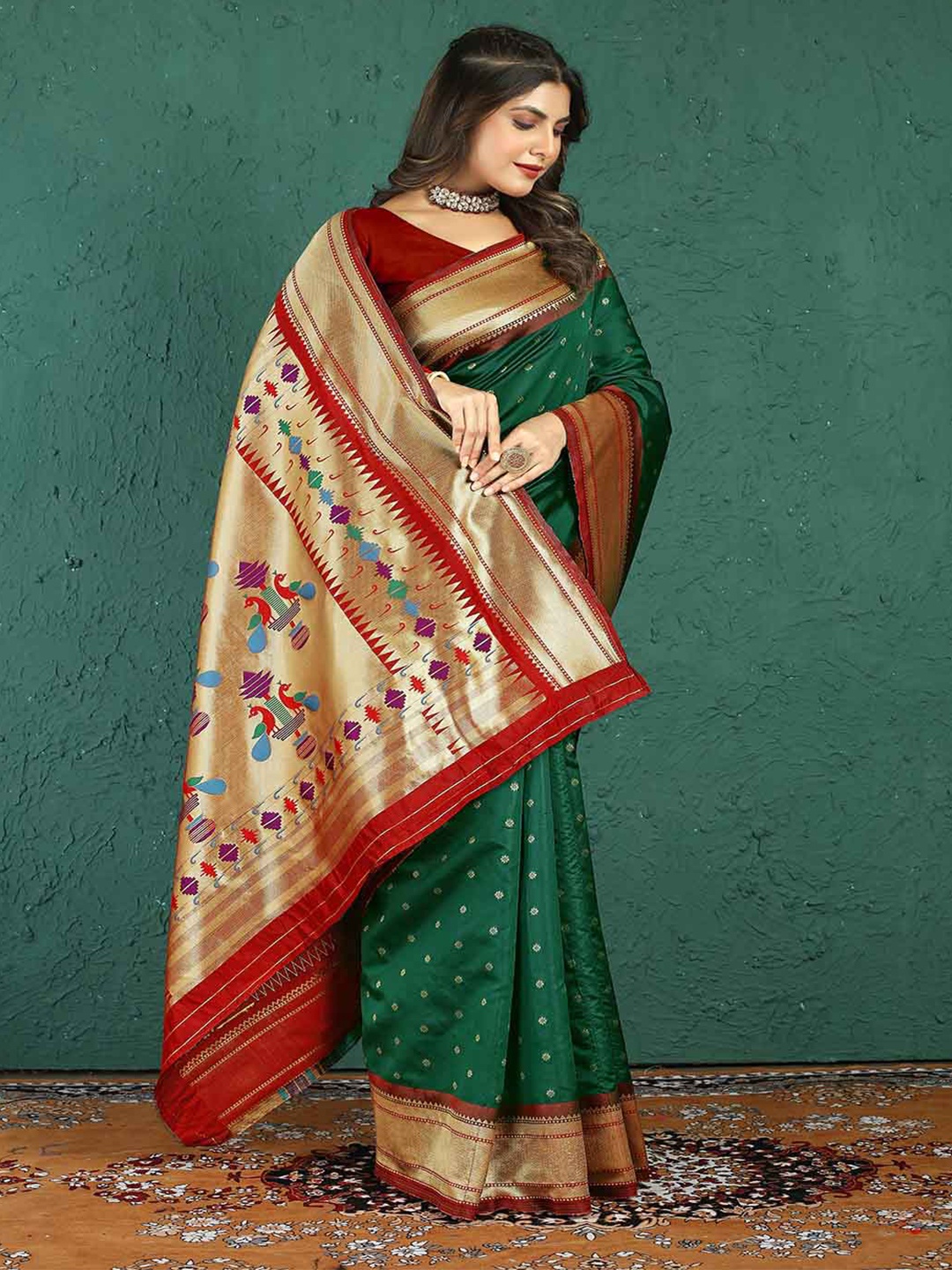 

Mitera Woven Design Zari Art Silk Saree, Green