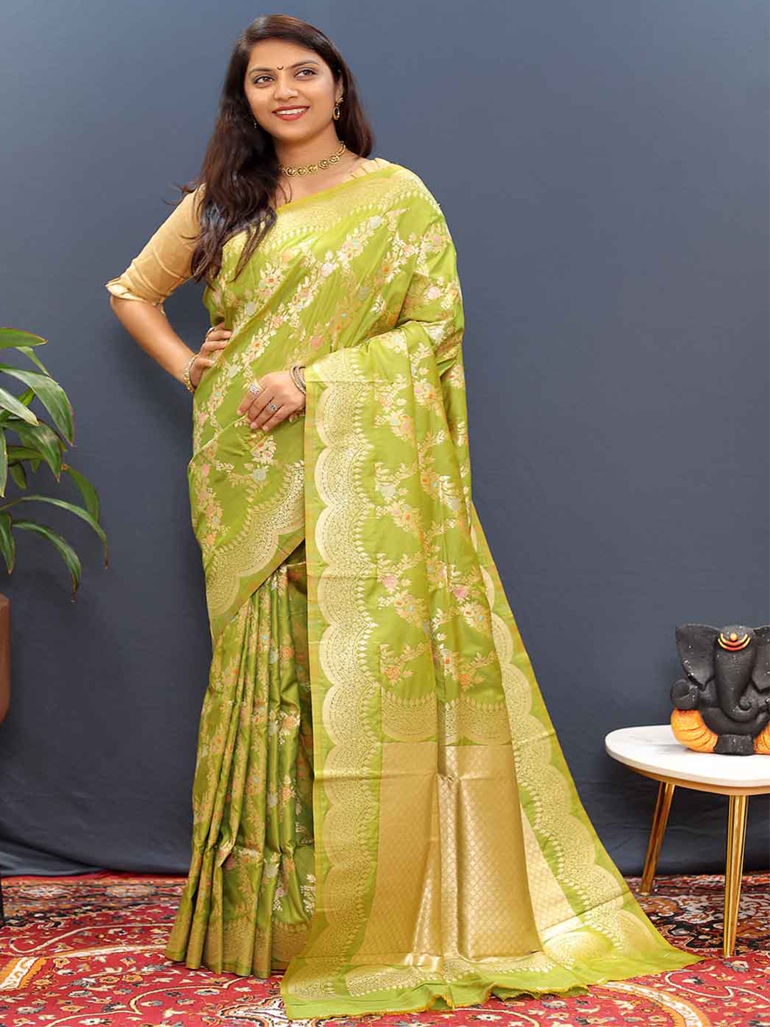 

Mitera Woven Design Zari Art Silk Saree, Green