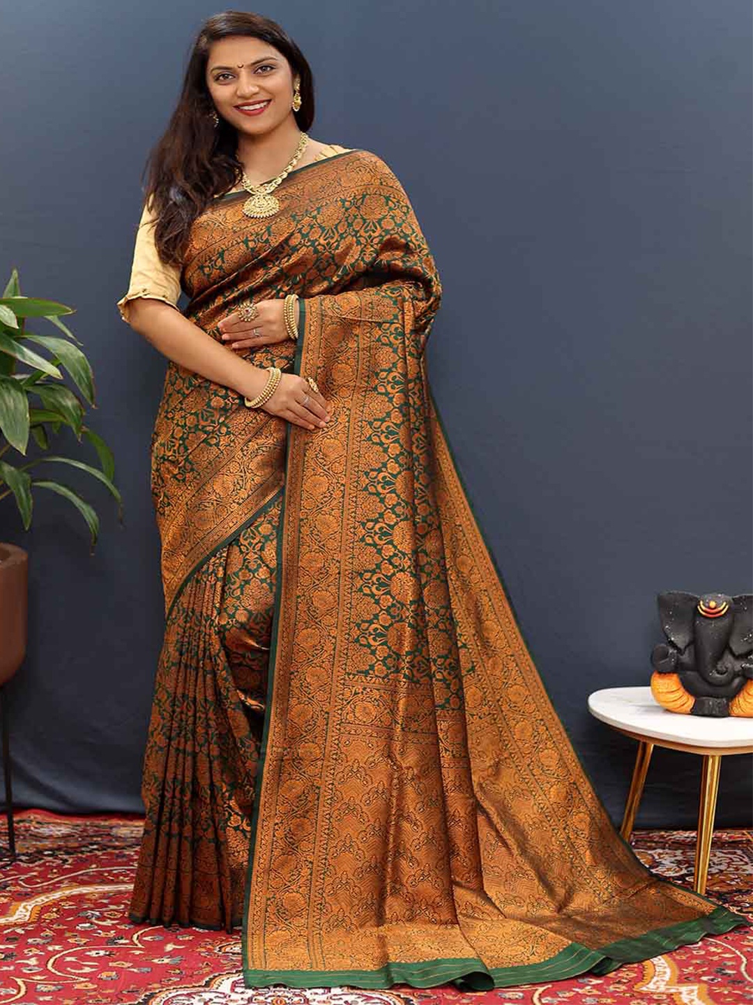 

Mitera Woven Design Zari Art Silk Saree, Green