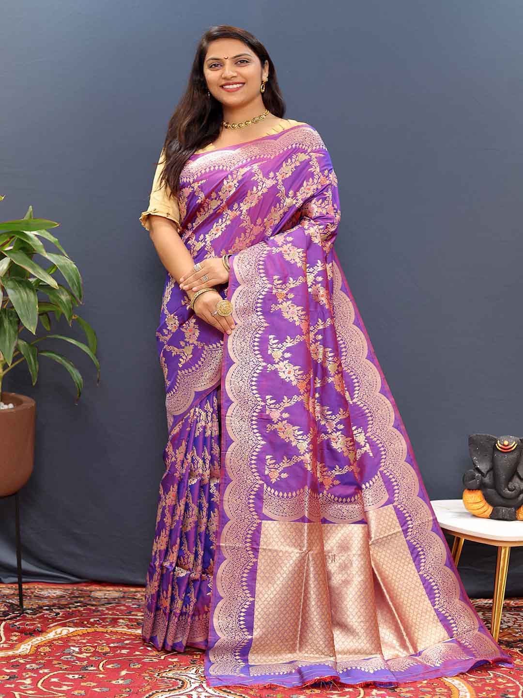 

Mitera Floral Zari Art Silk Saree, Purple