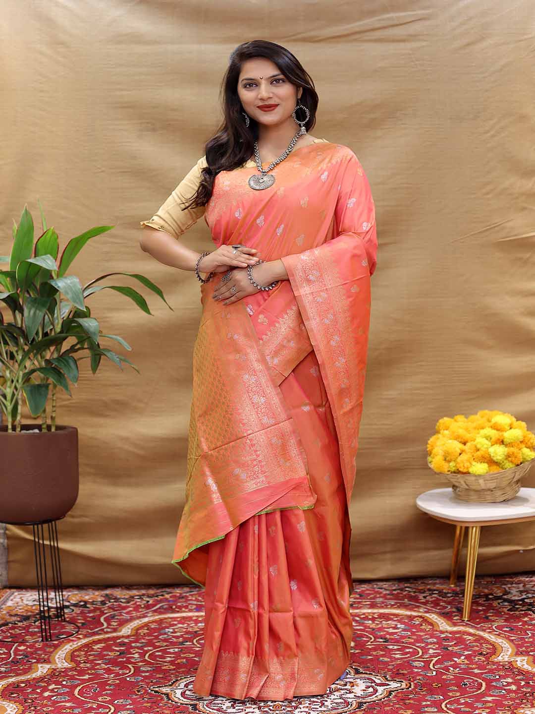 

Mitera Ethnic Motifs Woven Design Zardozi Saree, Peach
