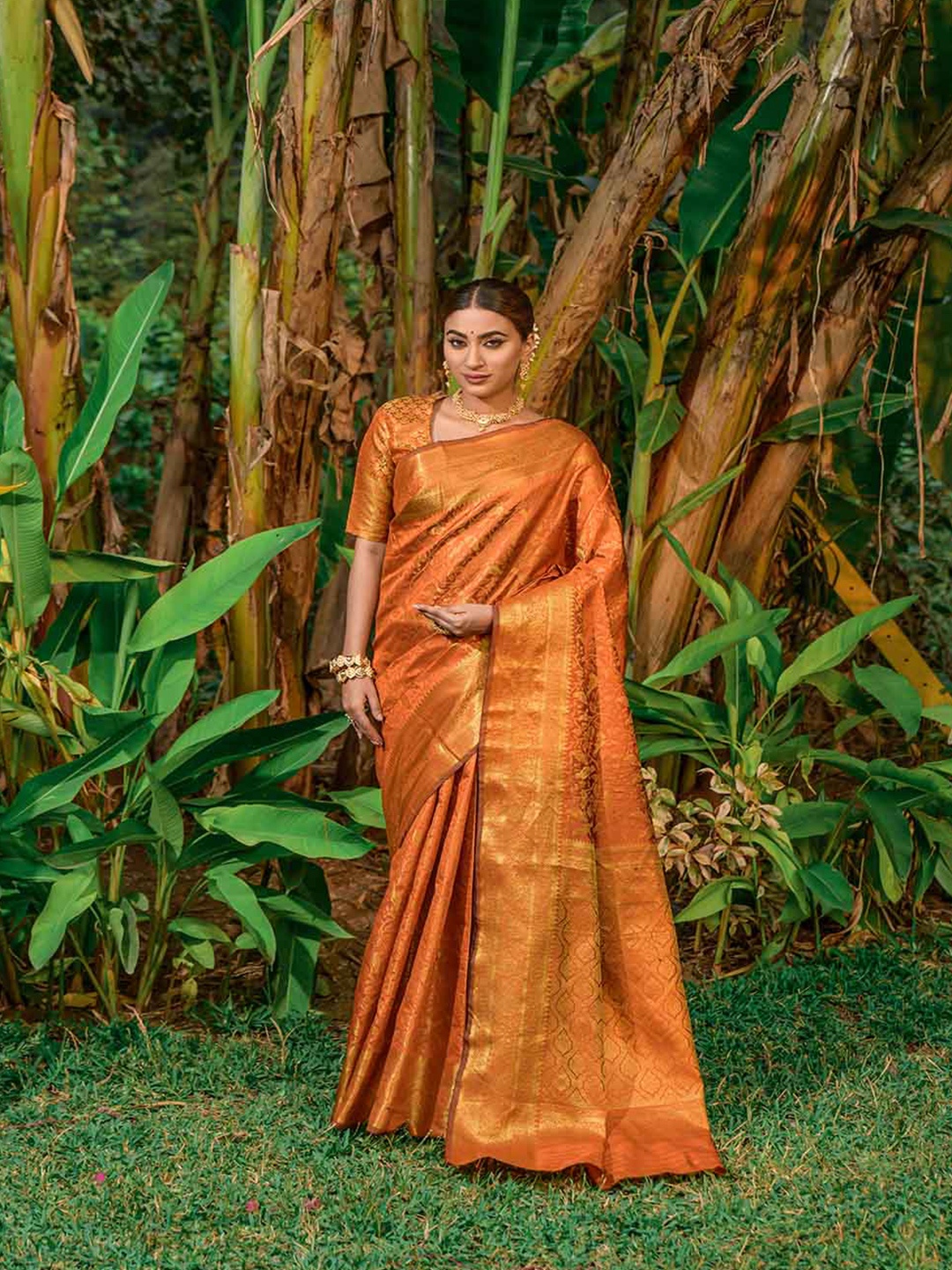 

Mitera Ethnic Motifs Woven Design Zari Saree, Orange