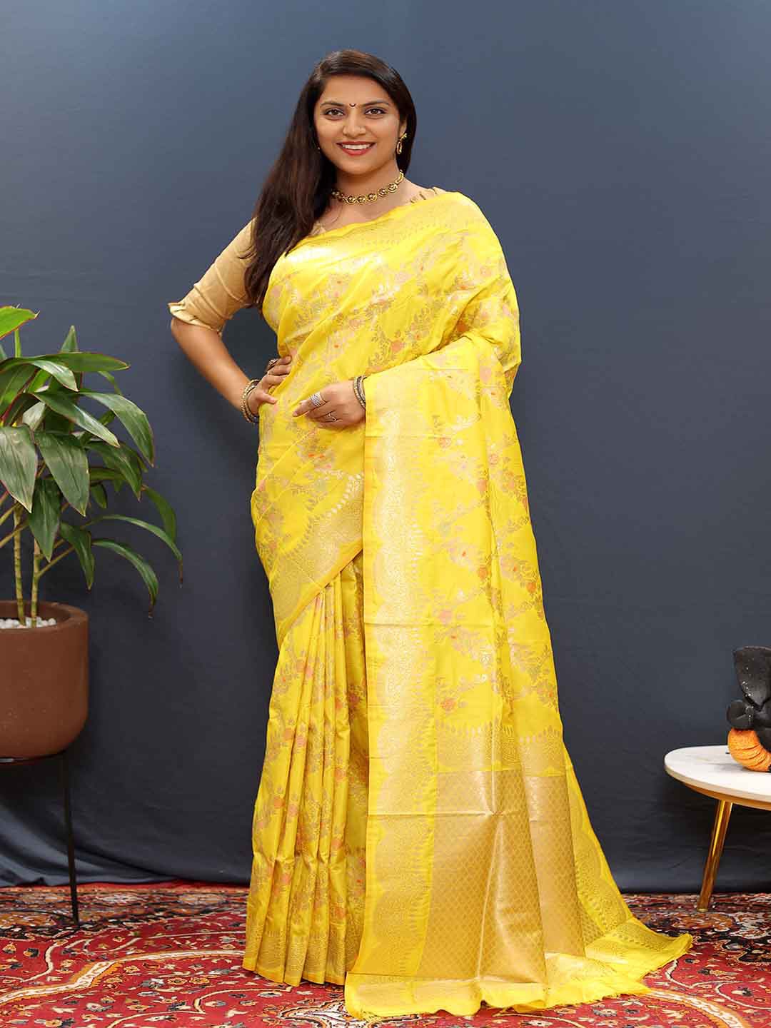 

Mitera Woven Design Zari Art Silk Saree, Yellow
