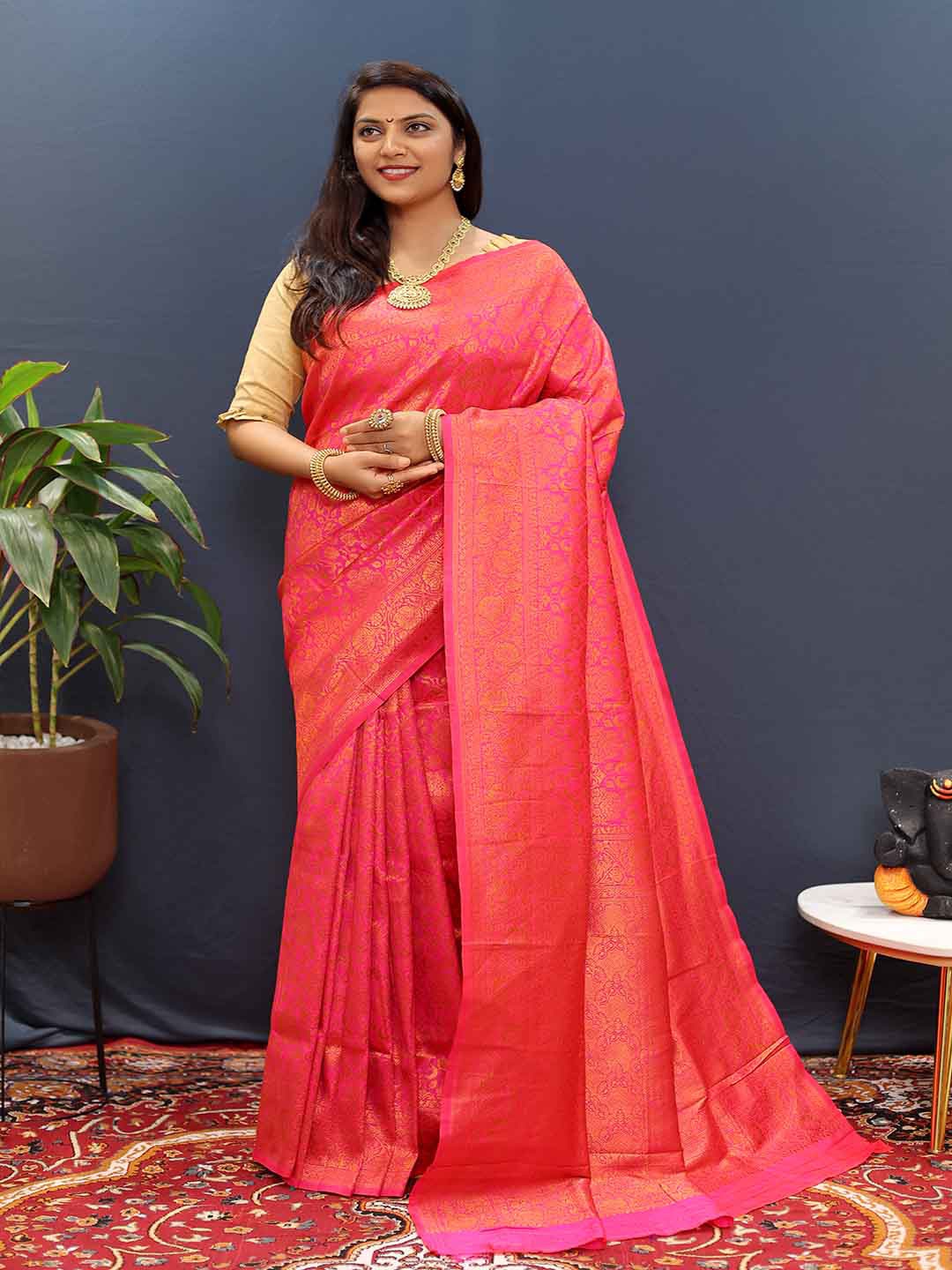 

Mitera Woven Design Zari Art Silk Saree, Pink