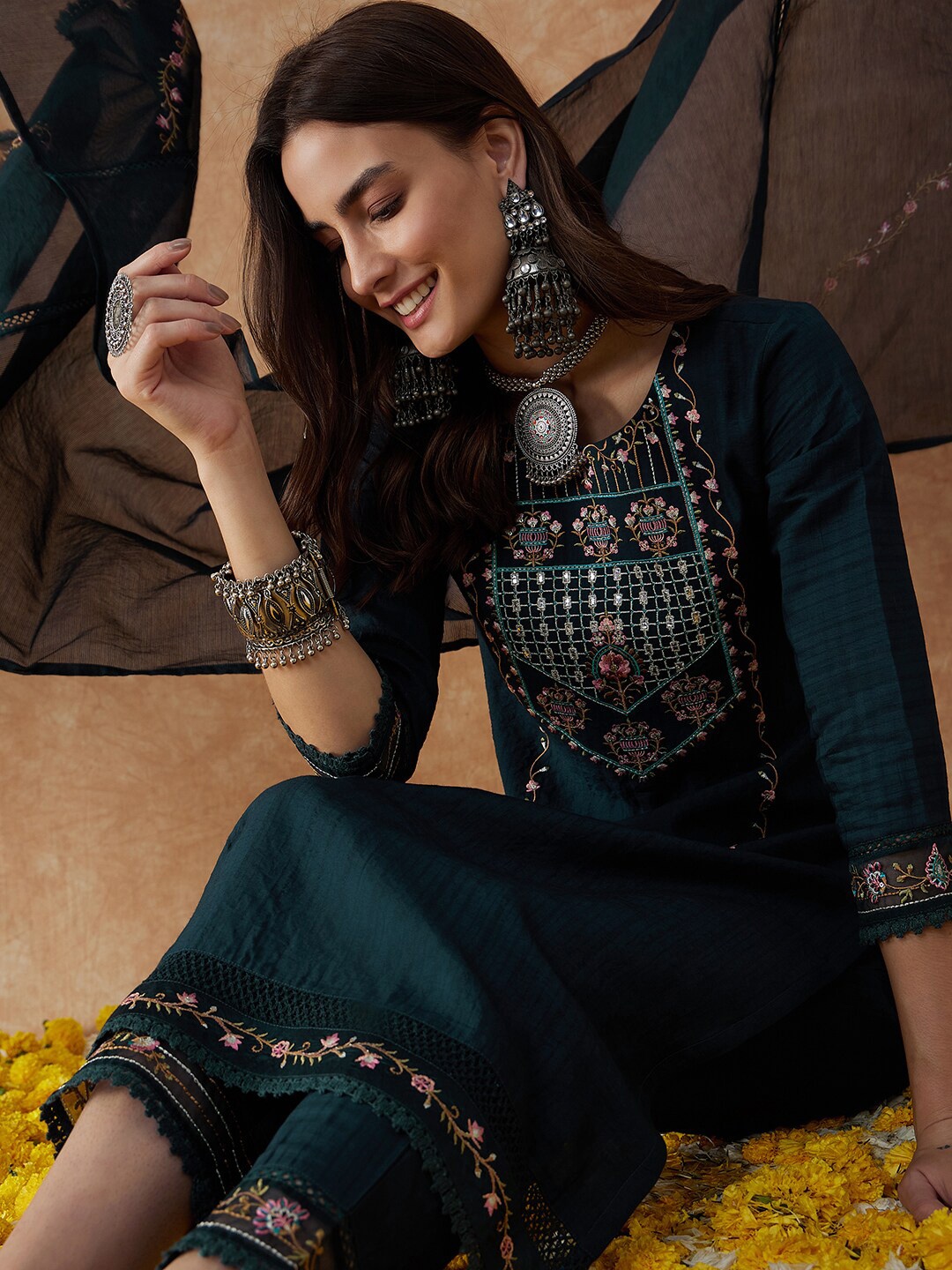 

Sangria Ethnic Motifs Embroidered Round Neck Straight Kurta With Pant & Dupatta, Navy blue
