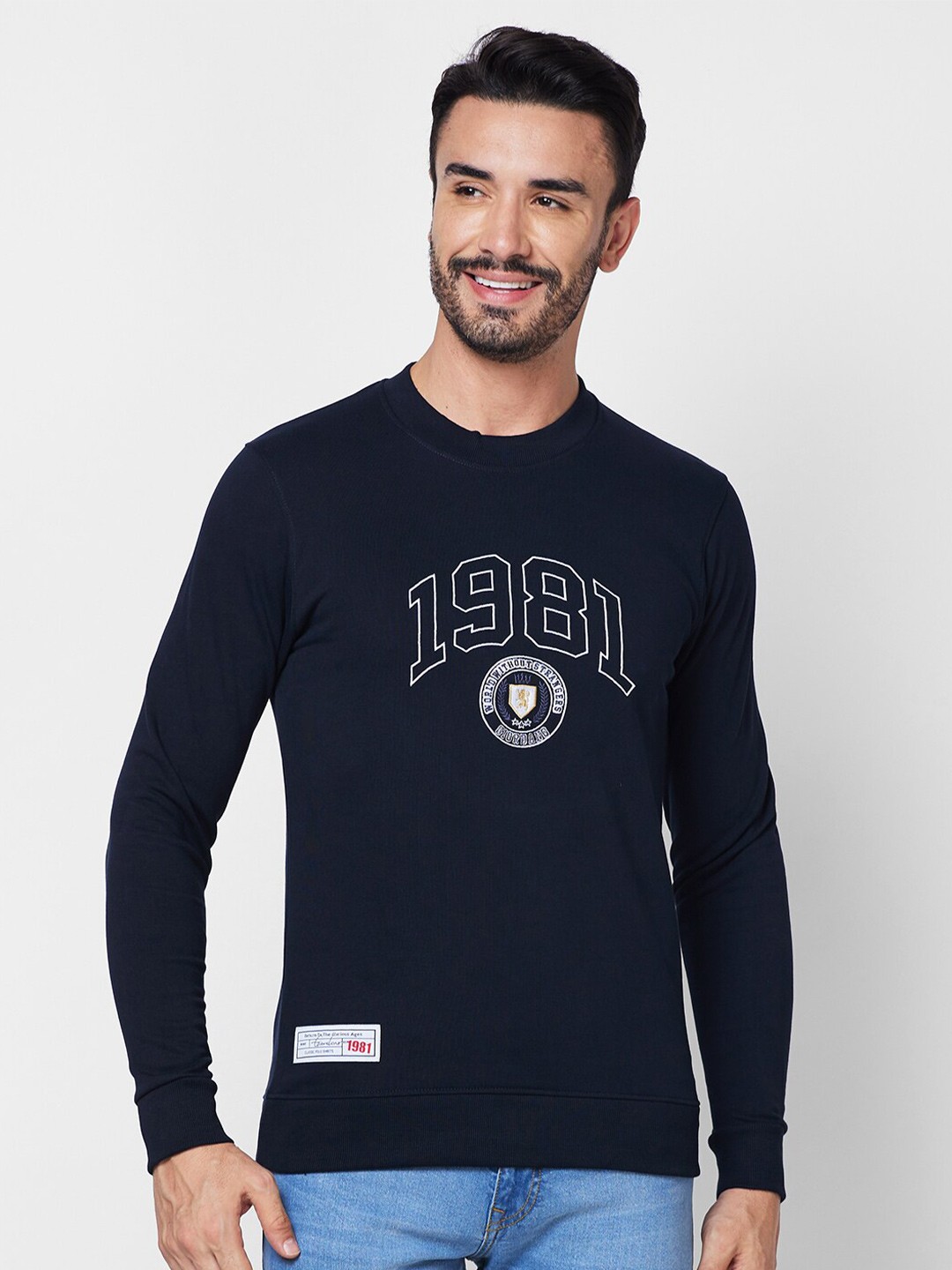 

GIORDANO Typography Printed Pullover Sweatshirt, Navy blue