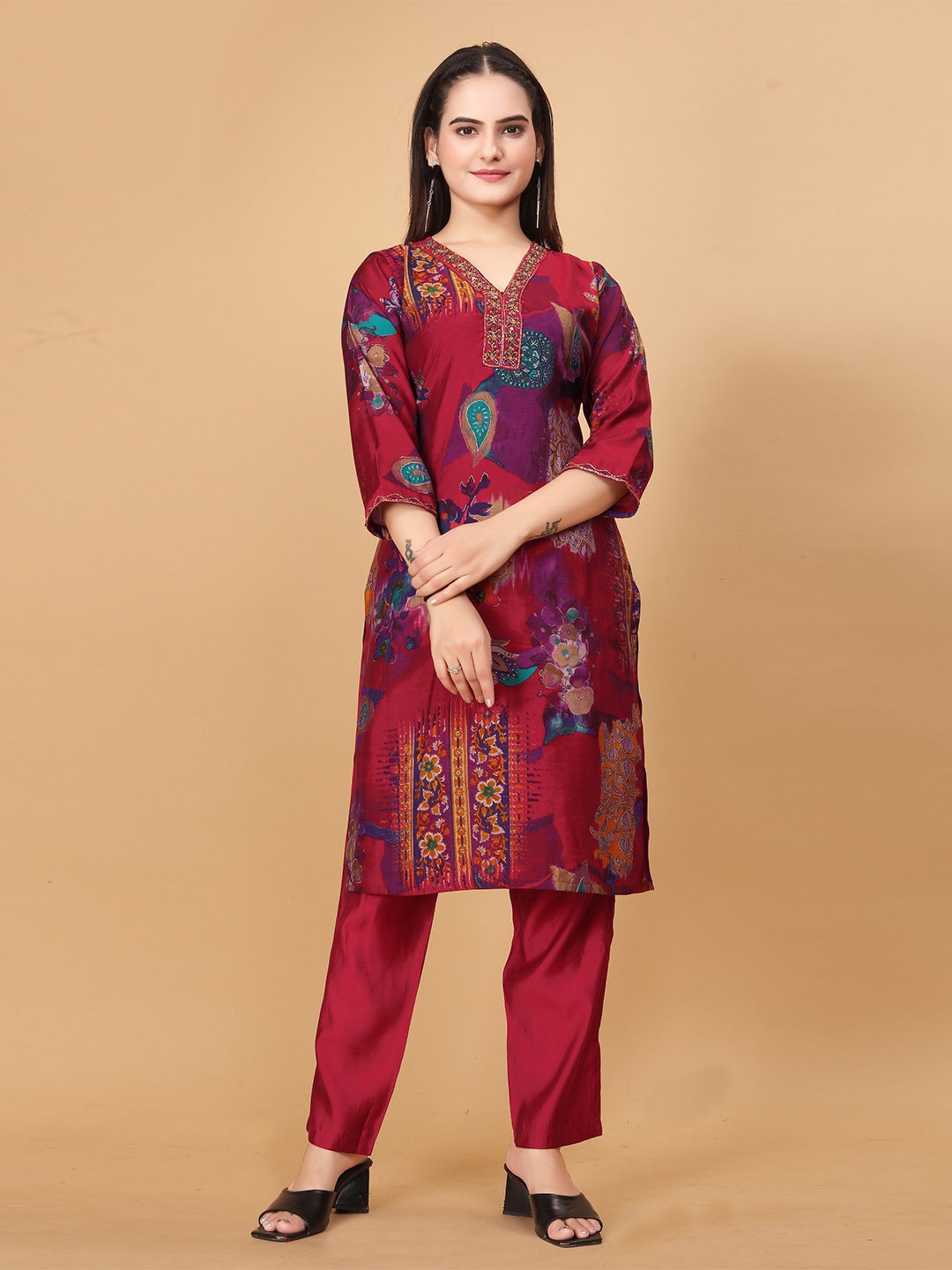 

rashora Floral Chiffon A-Line Kurta Set, Red