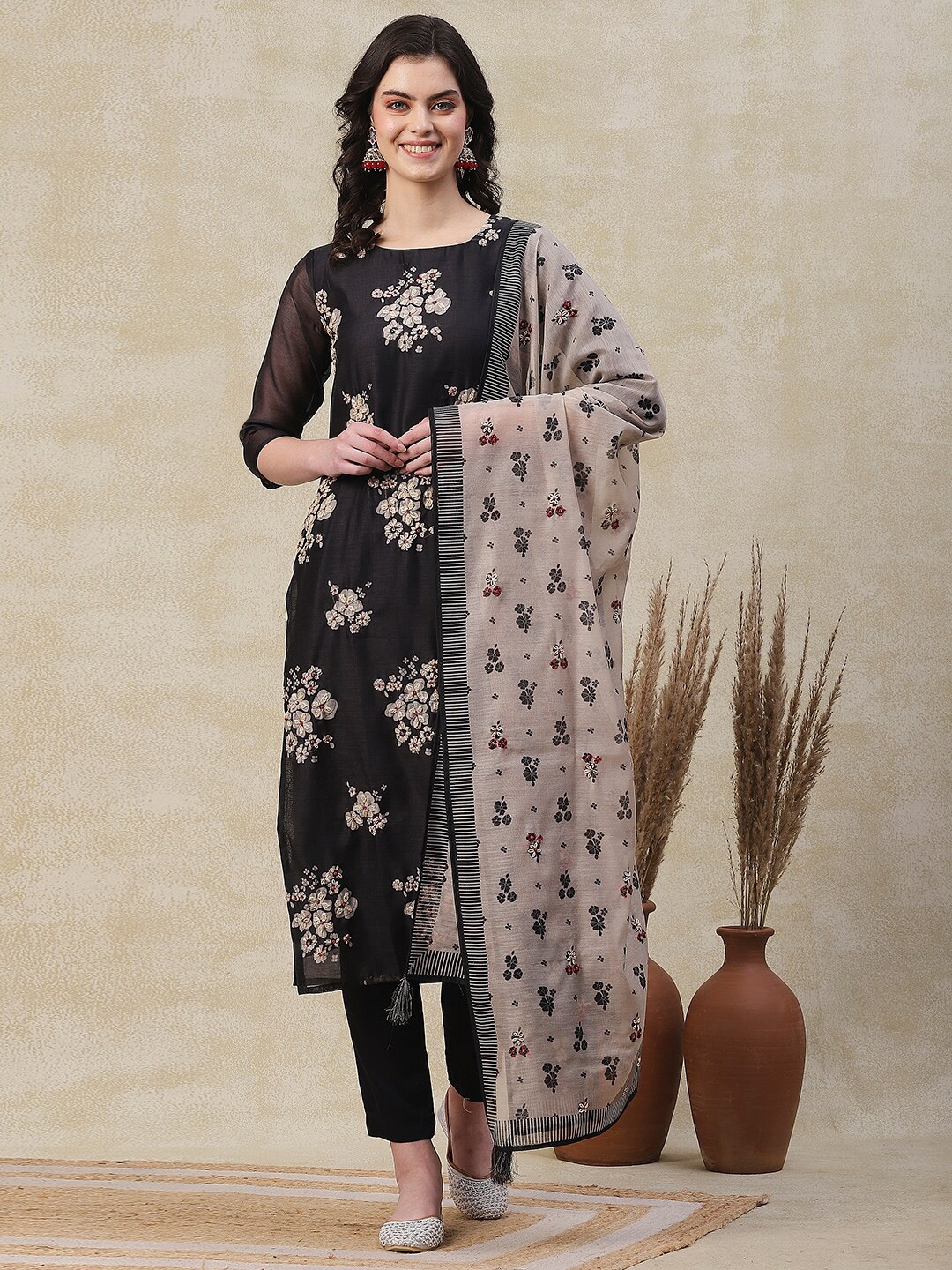 

FASHOR Floral Embroidered Straight Round NECK Thread Work Chanderi Cotton Kurta Set, Black