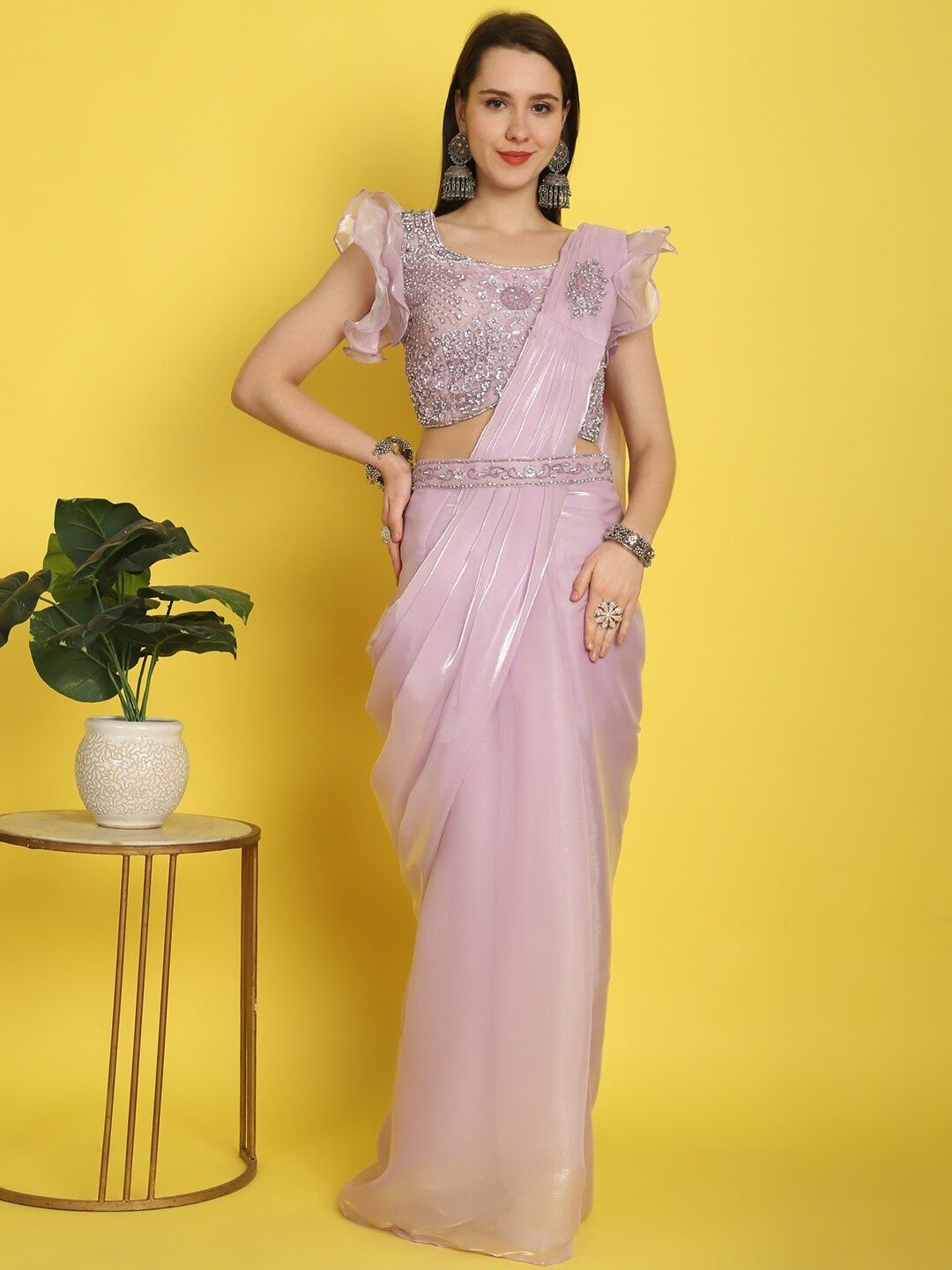 

Mitera Beads and Stones Organza Belted Leheriya Saree, Mauve