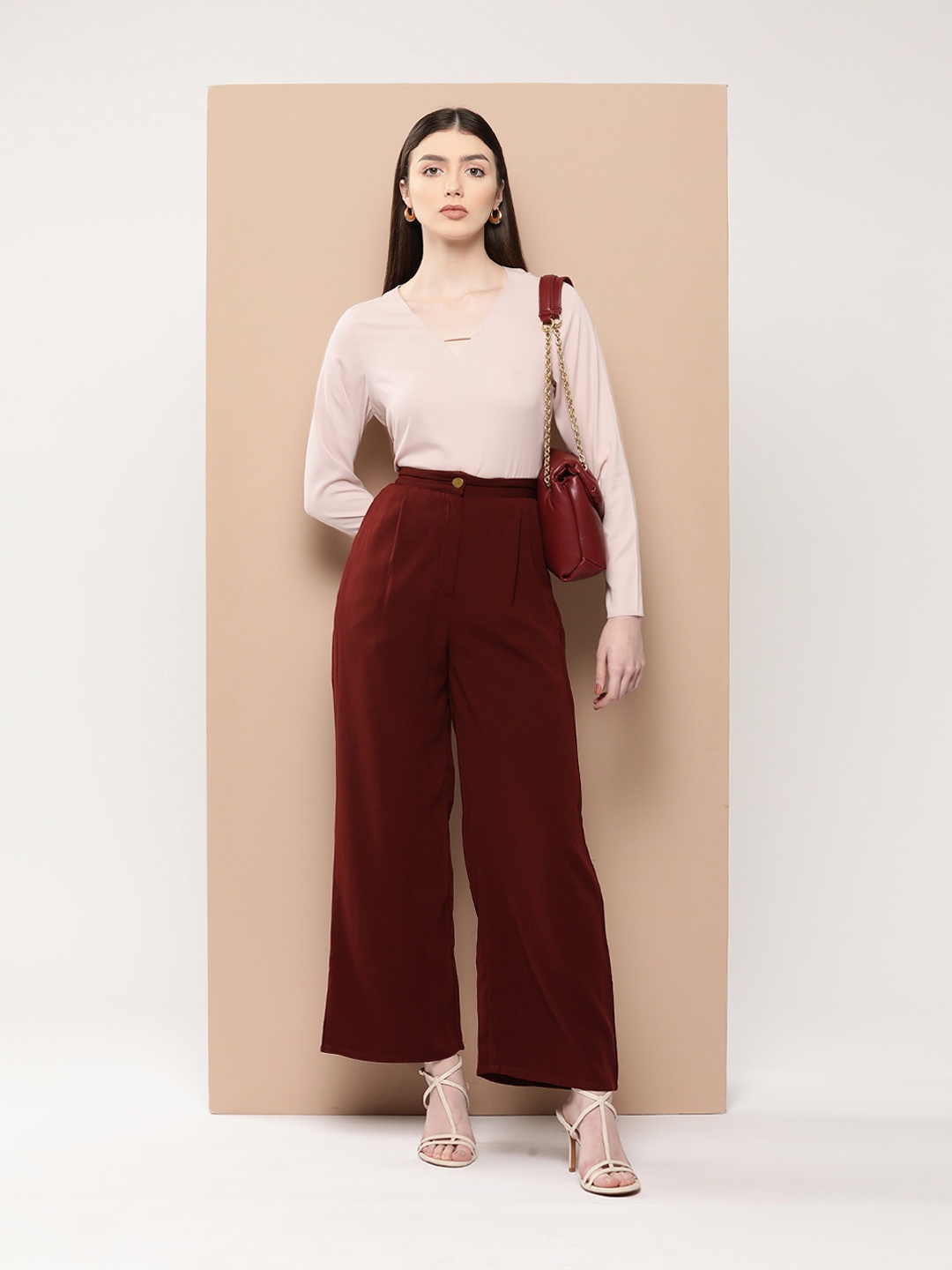 

her by invictus Keyhole Neck Top, Peach