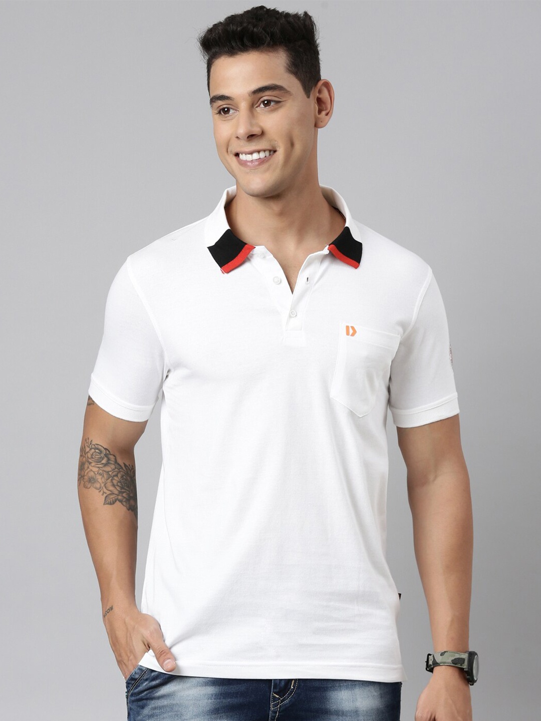 

Dixcy Scott Men's Solid 100% Cotton Brand Logo Polo Collar T-Shirt (white)