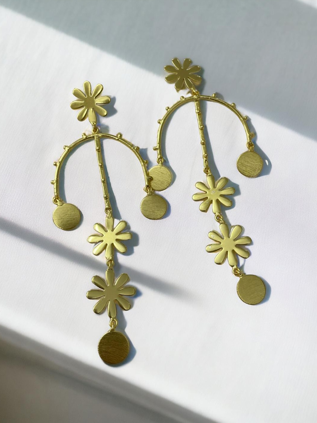 

ISHKAARA Gold-Plated Drop Earrings