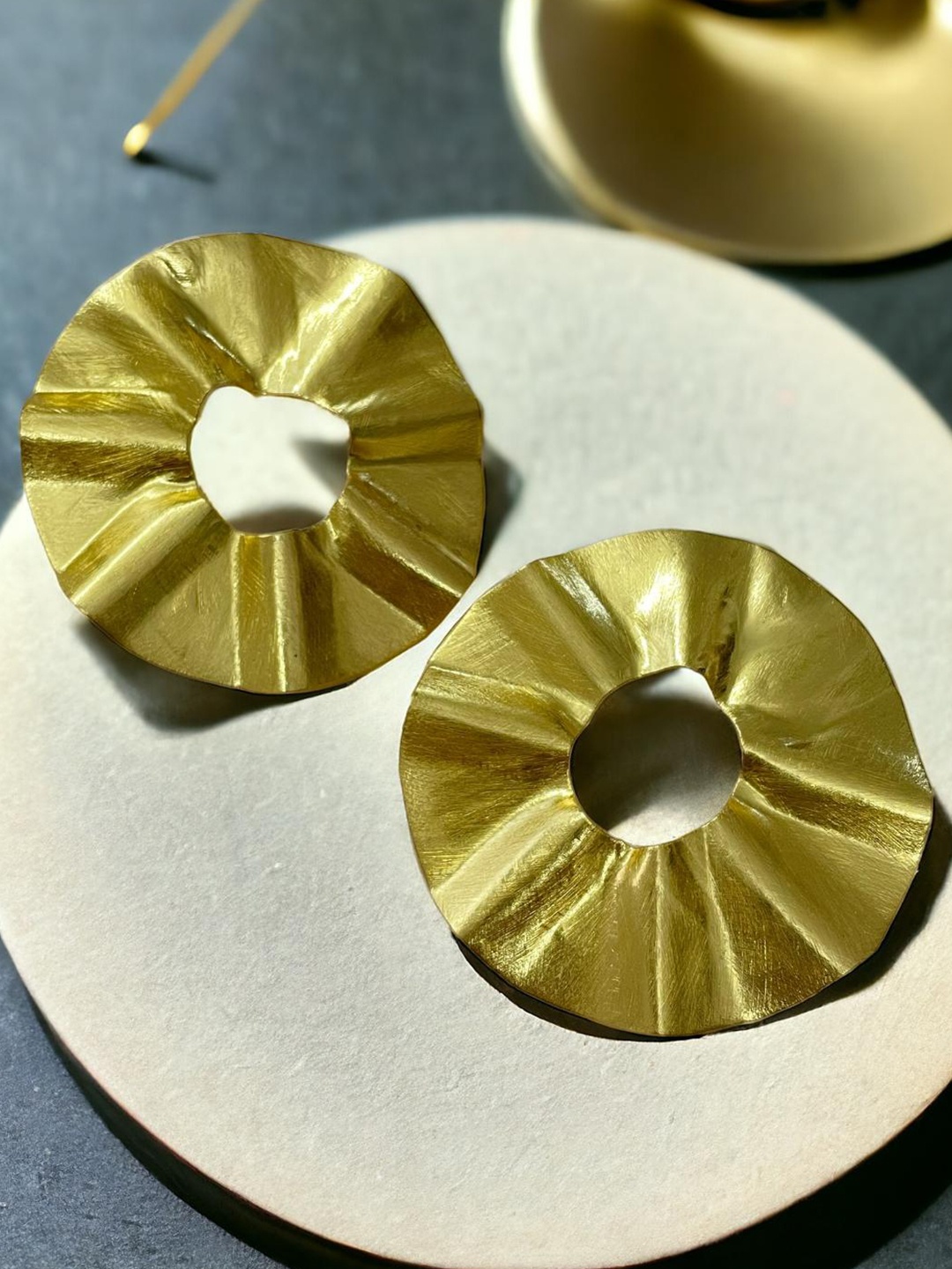 

ISHKAARA Gold-Plated Studs Earrings