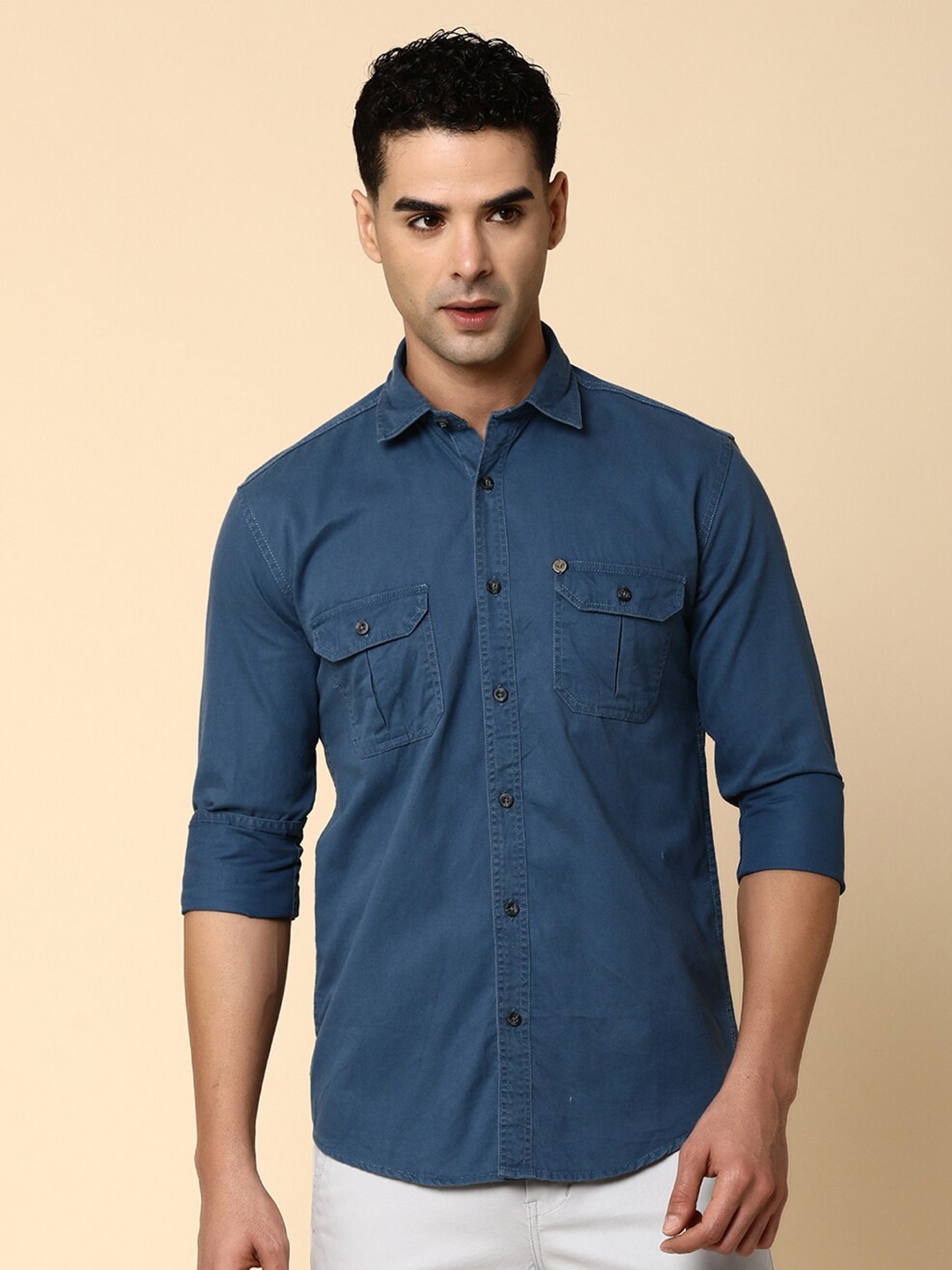 

V-Mart Spread Collar Slim Fit Casual Shirt, Blue