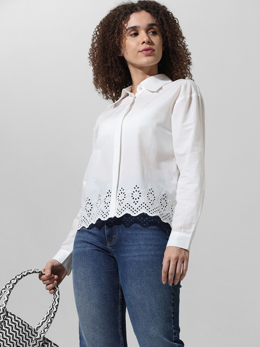 

ONLY Spread Collar Long Sleeves Cotton Casual Shirt, White