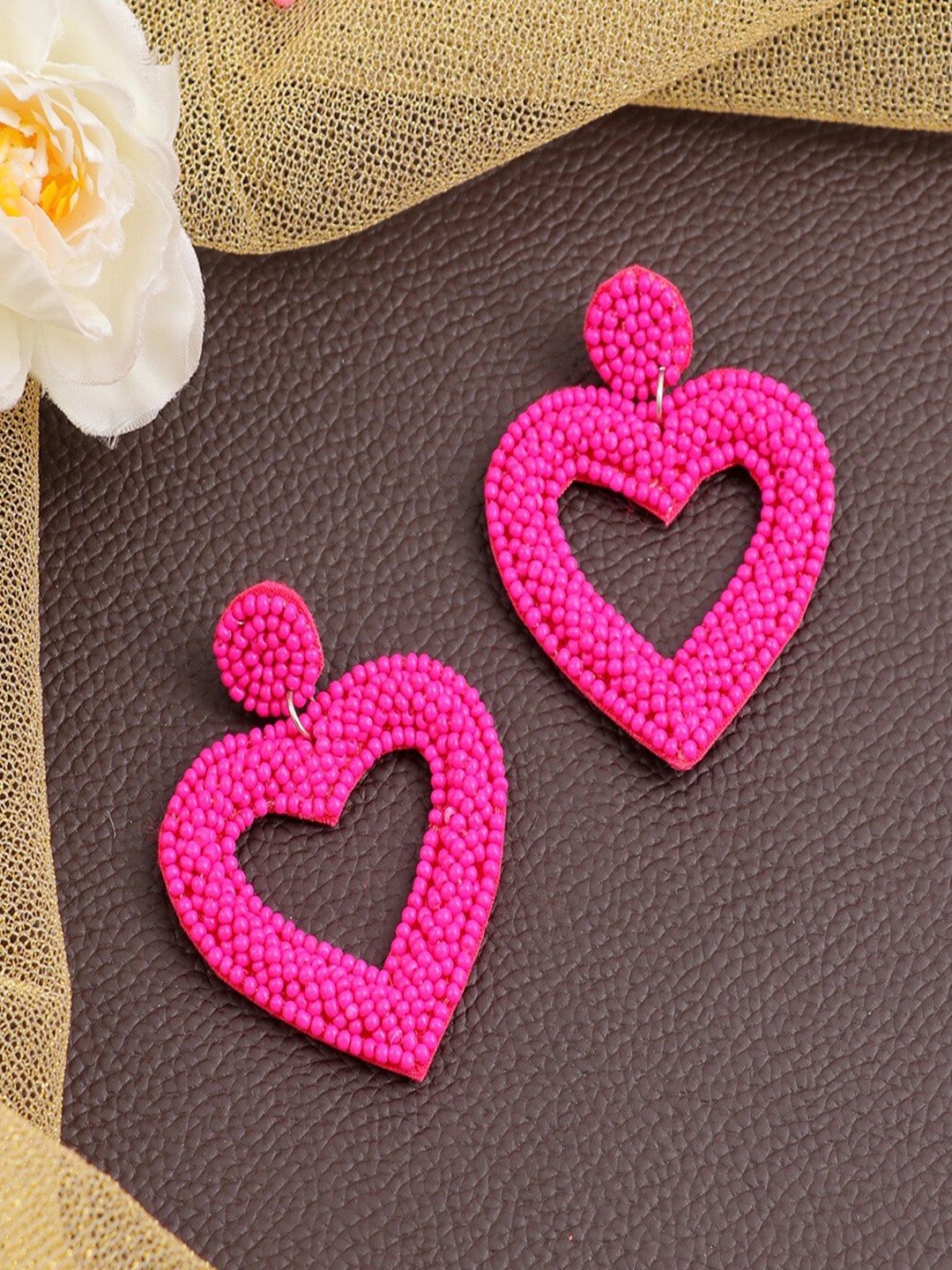 

UNIVERSITY TRENDZ Gold-Plated Classic Heart Shaped Drop Earrings
