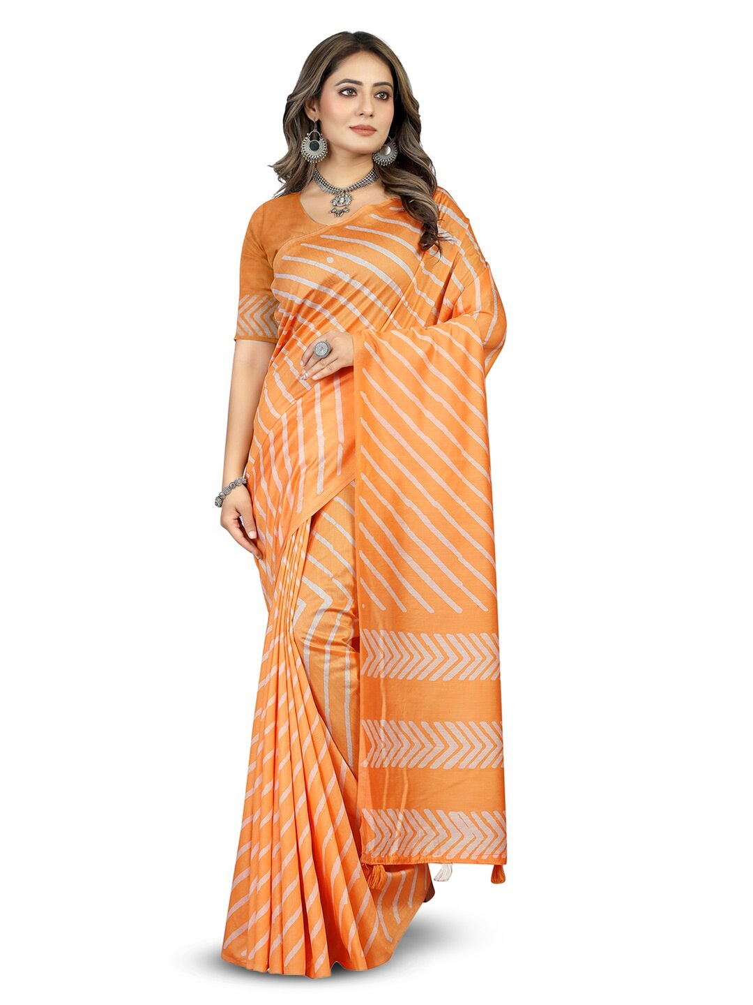 

Inithi Orange & White Printed Leheriya Saree