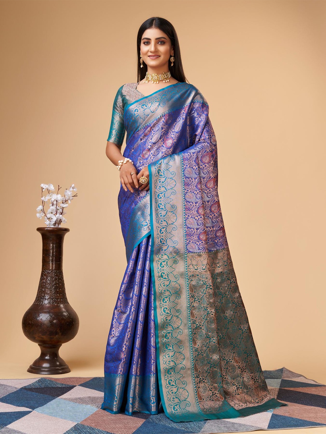 

Spetila Woven Design Zari Kanjeevaram Saree, Blue