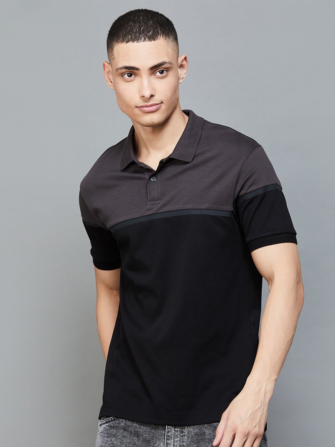 

Bossini Colourblocked Polo Collar Cotton Regular Fit T-shirt, Black