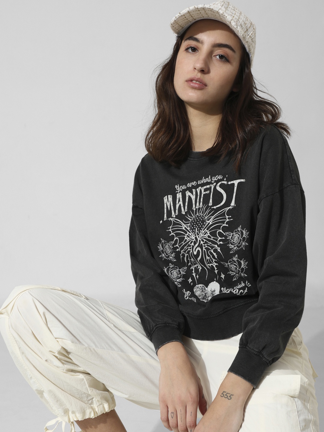 

ONLY Graphic Printed Pullover Pure Cotton Sweatshirt, Black