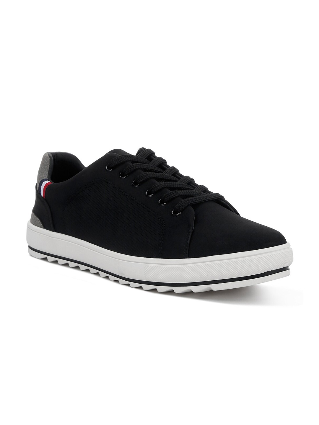 

London Rag Men Textured Round Toe Sneakers, Black