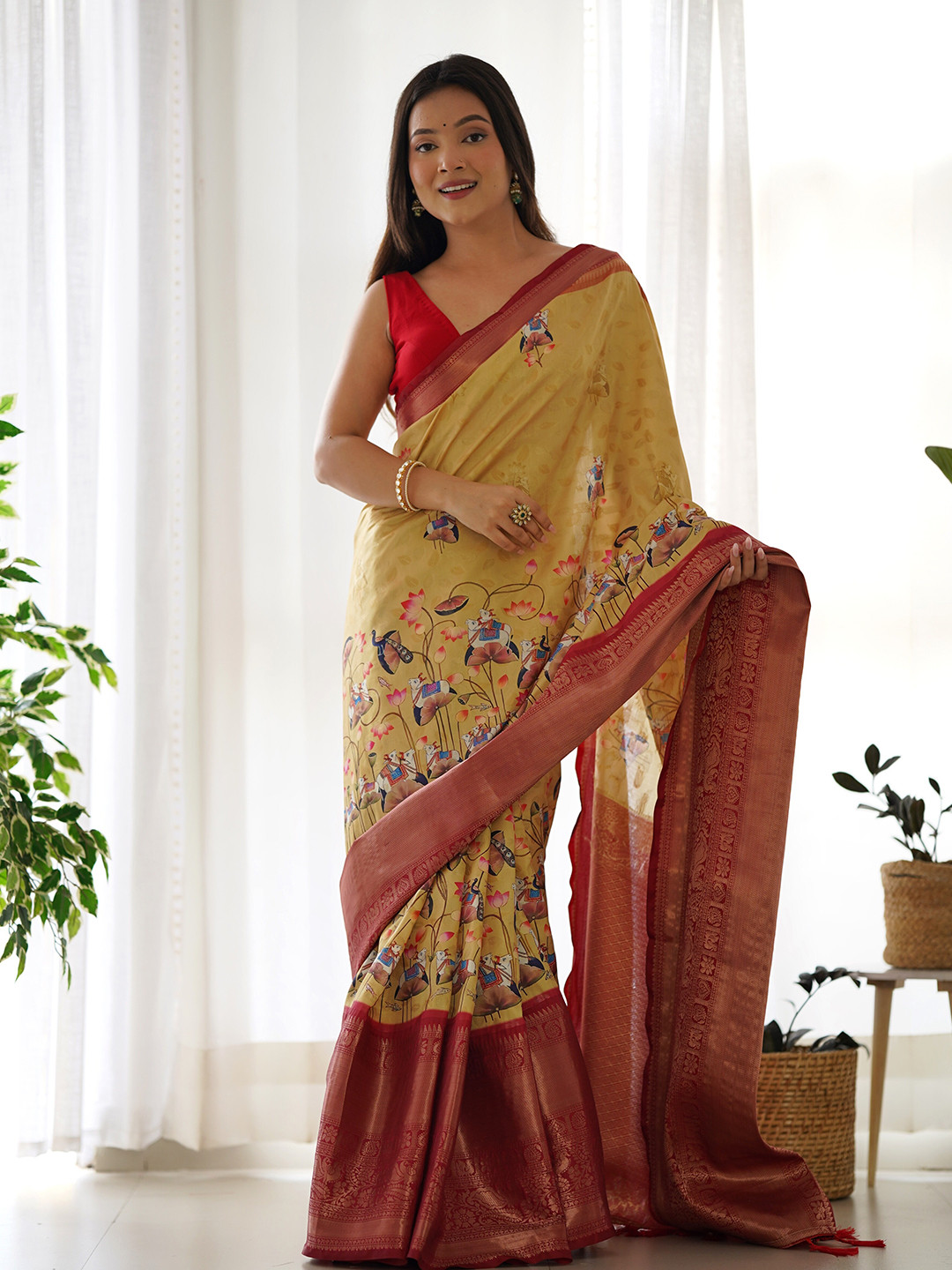 

Munir Kalamkari Woven Design Zari Saree, Peach