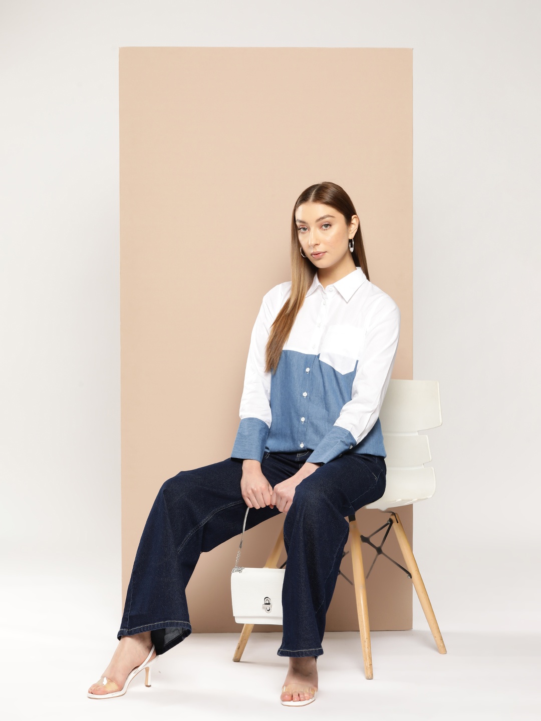 

Chemistry Women Premium Colourblocked Casual Shirt, Blue