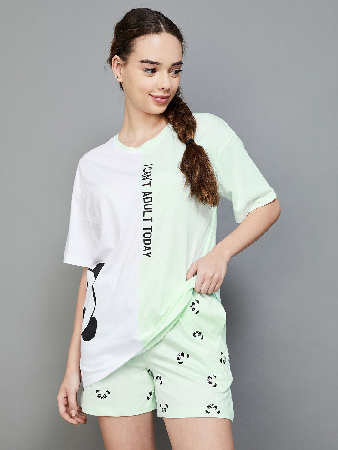 

Ginger by Lifestyle Typography Printed Pure Cotton T-shirt & Shorts, Green