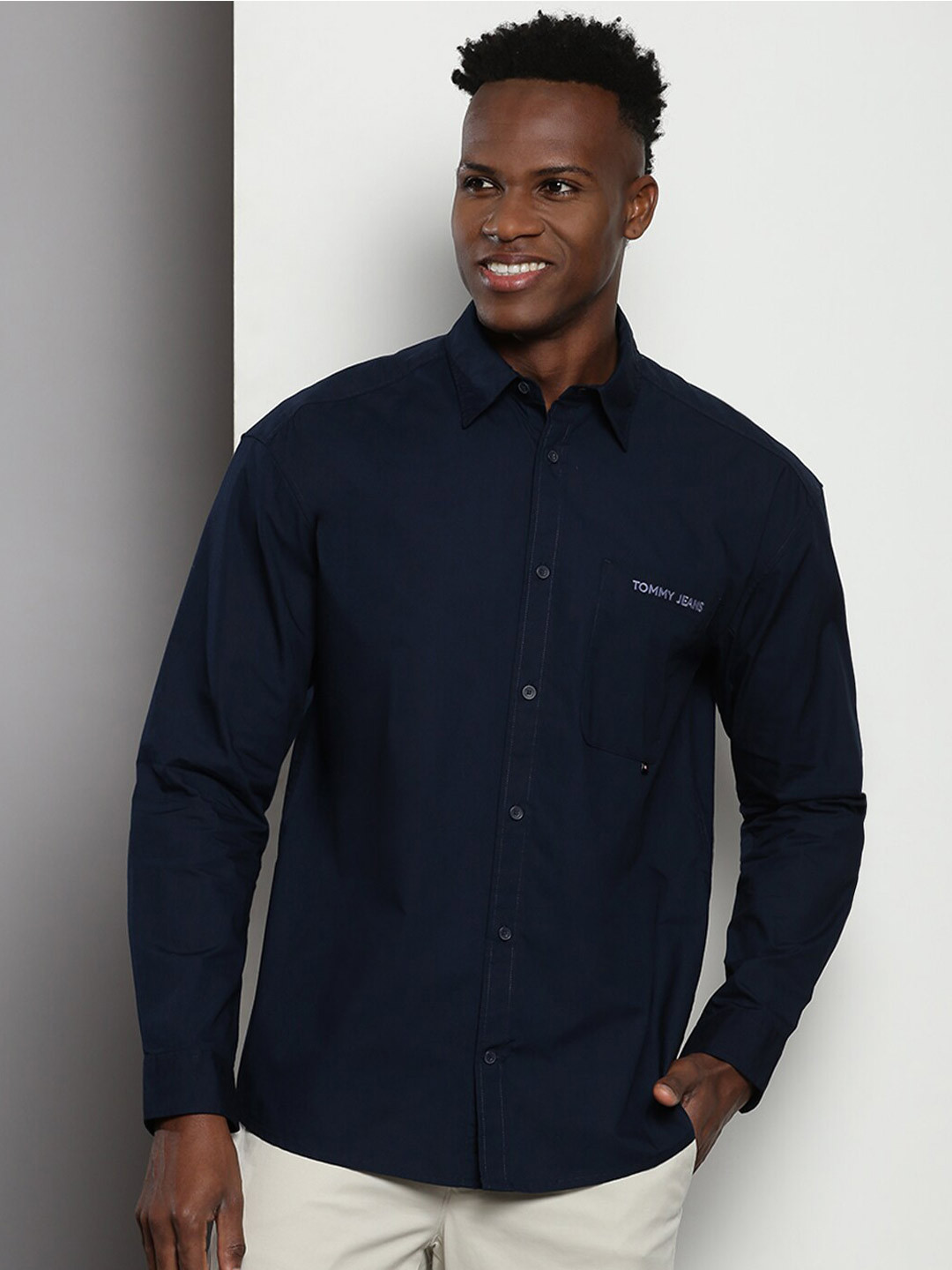 

Tommy Hilfiger Opaque Cotton Casual Shirt, Navy blue