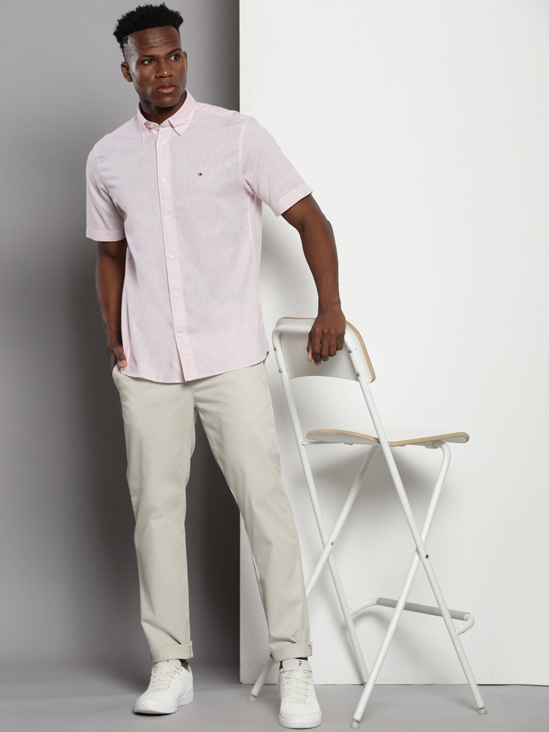 

Tommy Hilfiger Spread Collar Short Sleeves Opaque Casual Shirt, Pink