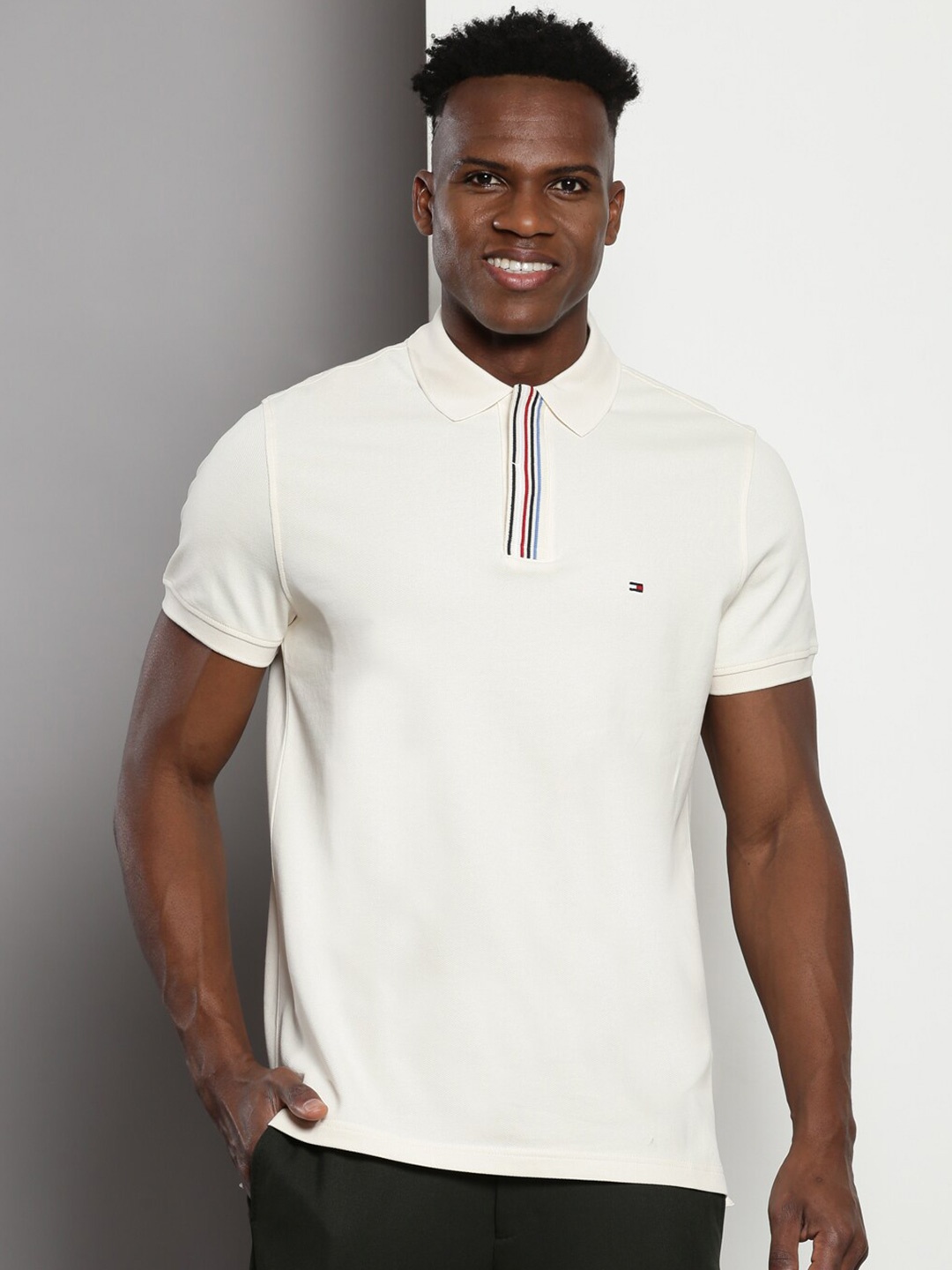 

Tommy Hilfiger Polo Collar Short Sleeves Regular T-shirt, Off white